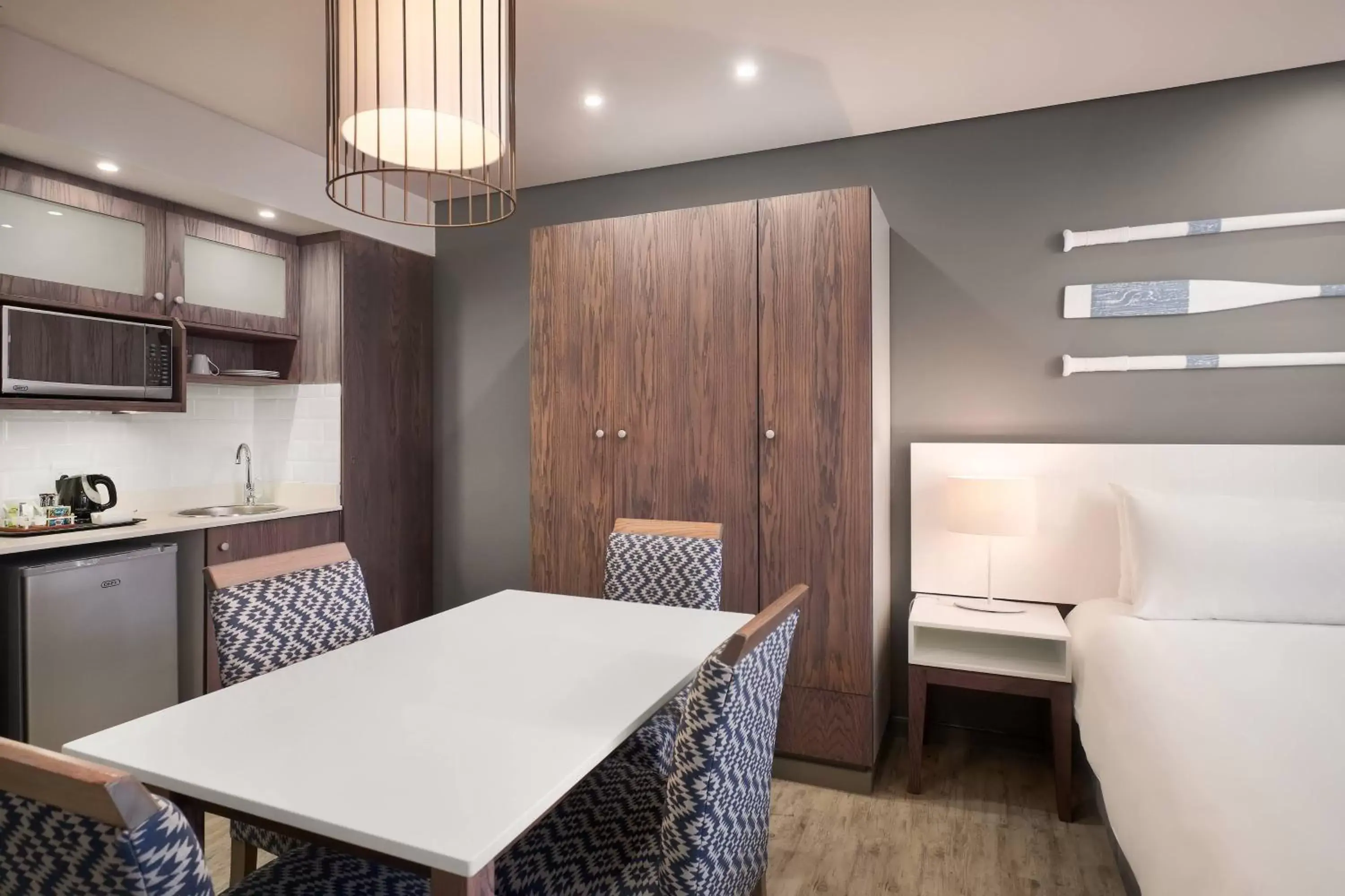 Kitchen or kitchenette, Dining Area in Protea Hotel by Marriott Durban Umhlanga