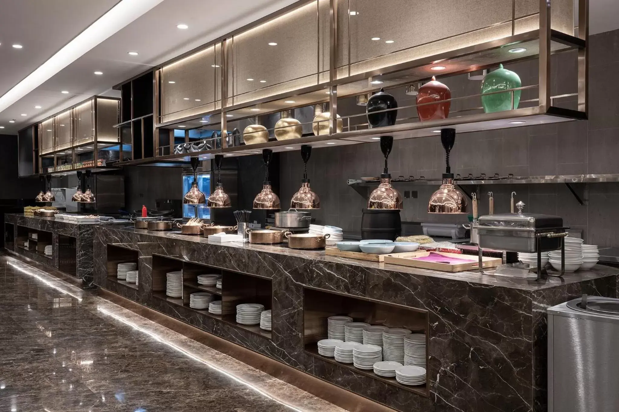 Coffee/tea facilities in Crowne Plaza Shanghai, an IHG Hotel