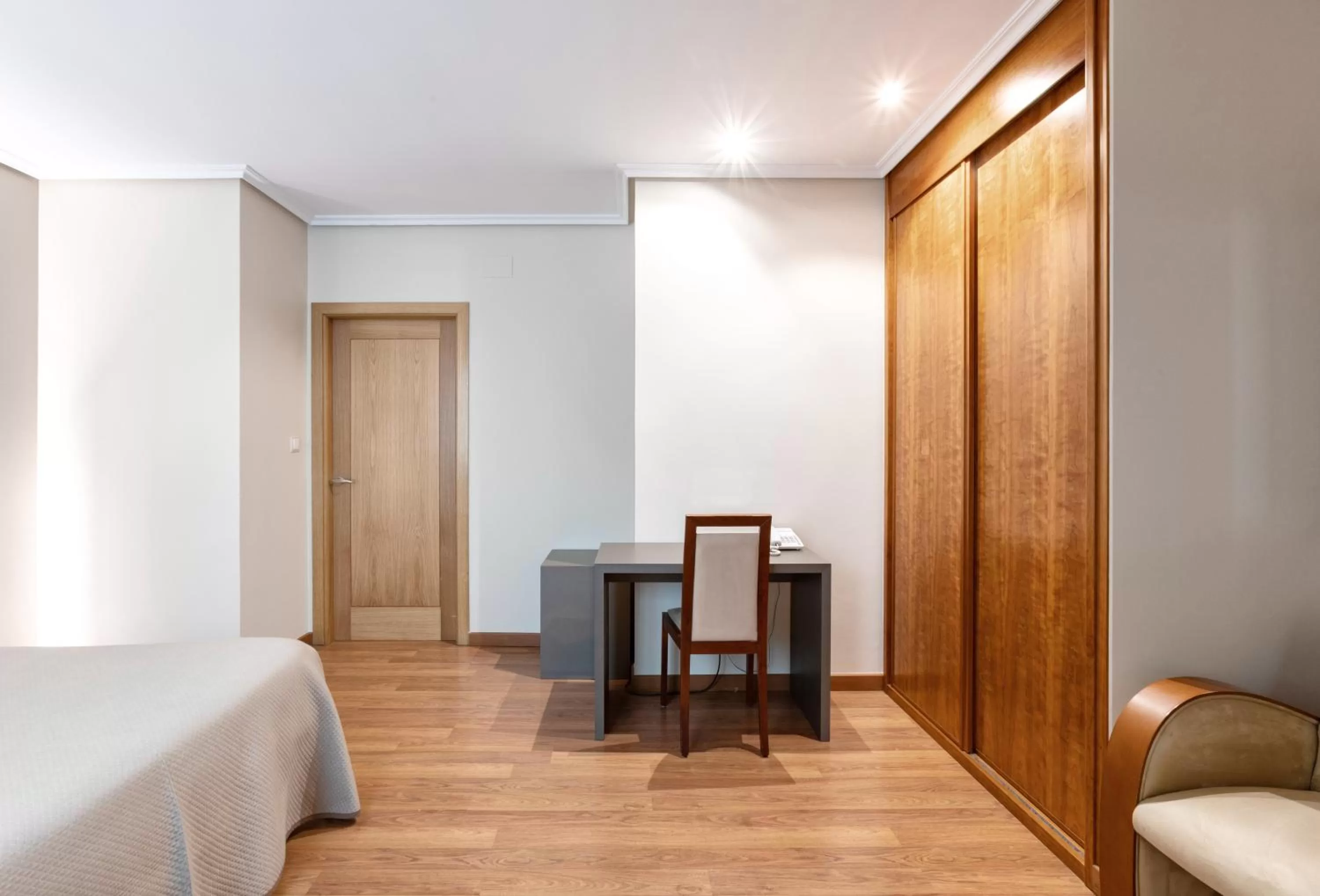 Photo of the whole room in Hotel Pensua Punta del Este