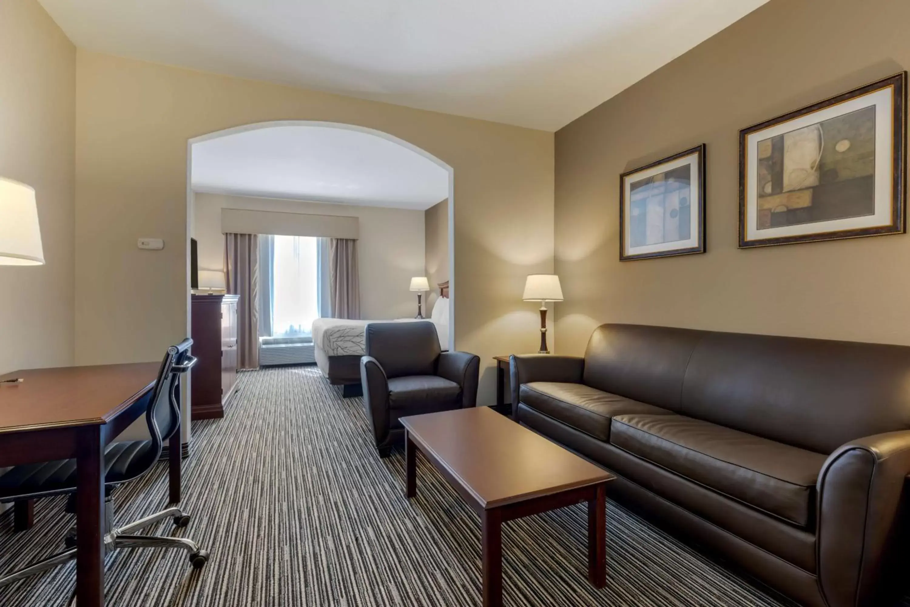 Photo of the whole room, Seating Area in Best Western Plus Sweetwater Inn & Suites