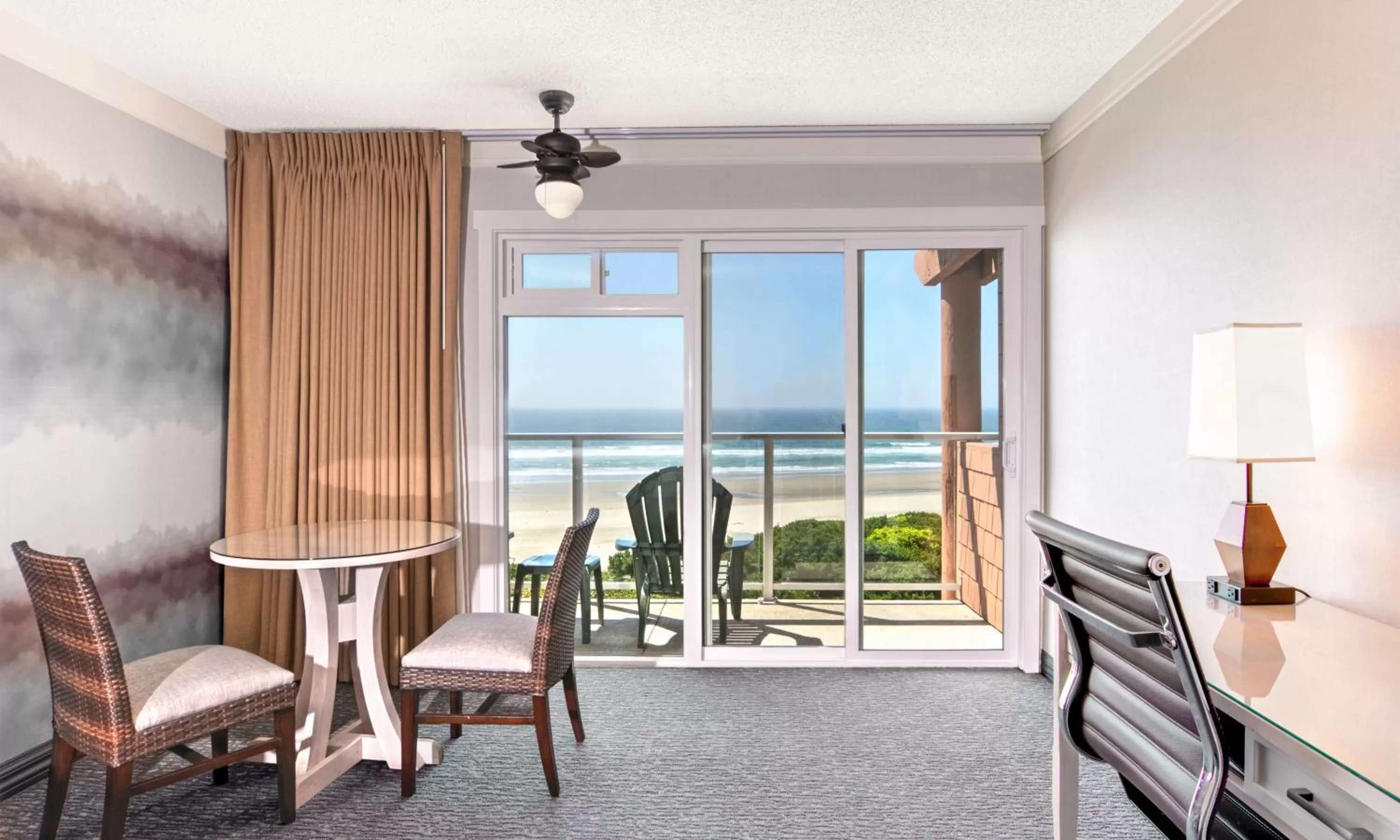 Sea view in Hallmark Resort - Newport