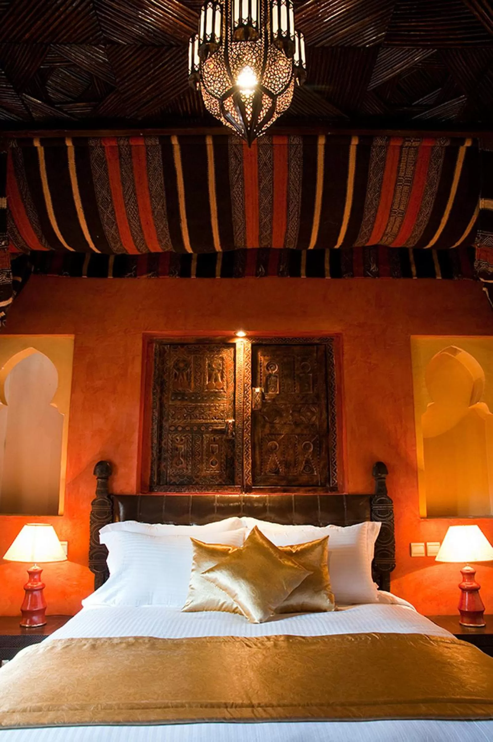 Bed in Le Temple Des Arts