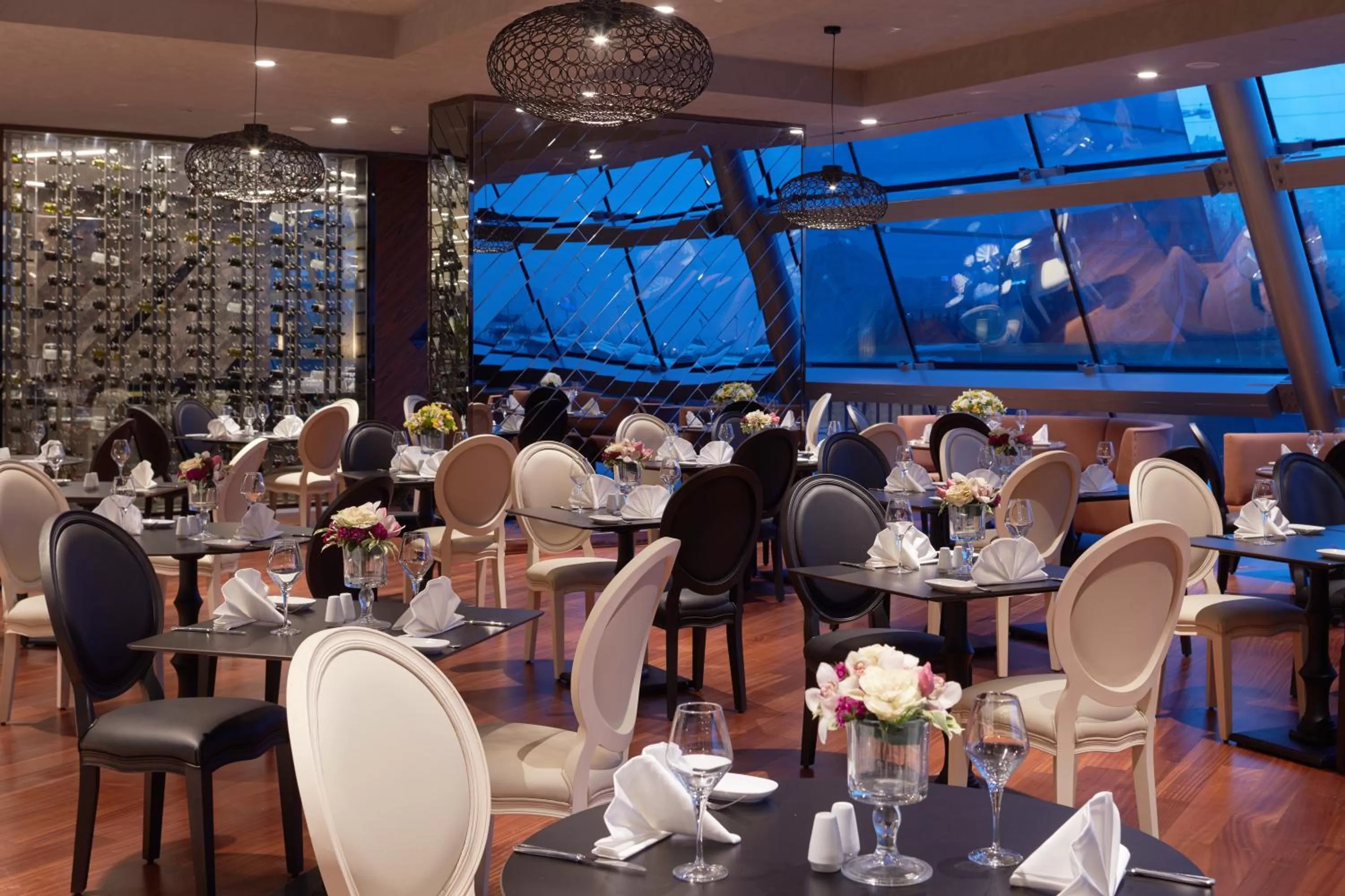 Restaurant/places to eat in Pullman Istanbul Hotel & Convention Center
