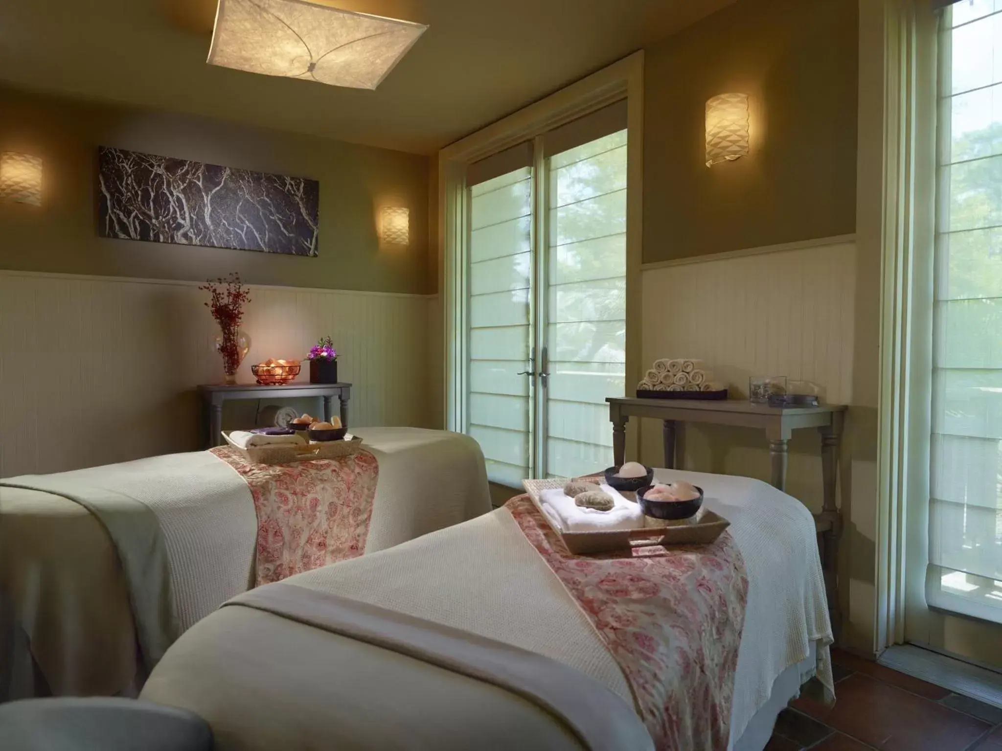 Spa and wellness centre/facilities, Bed in Omni Amelia Island Resort