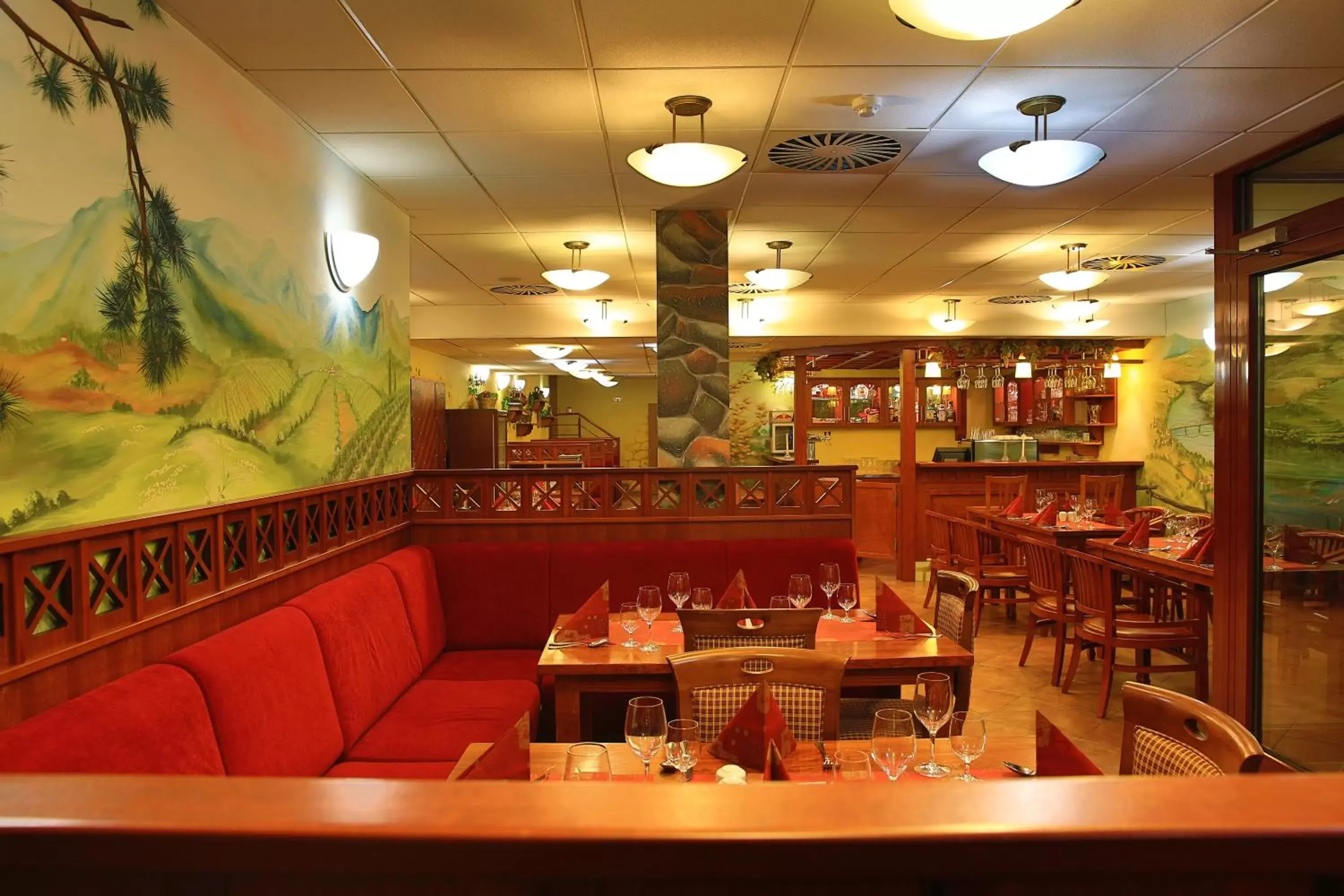 Restaurant/places to eat in PRIMAVERA Hotel & Congress centre Restaurant/places to eat in PRIMAVERA Hotel & Congress centre