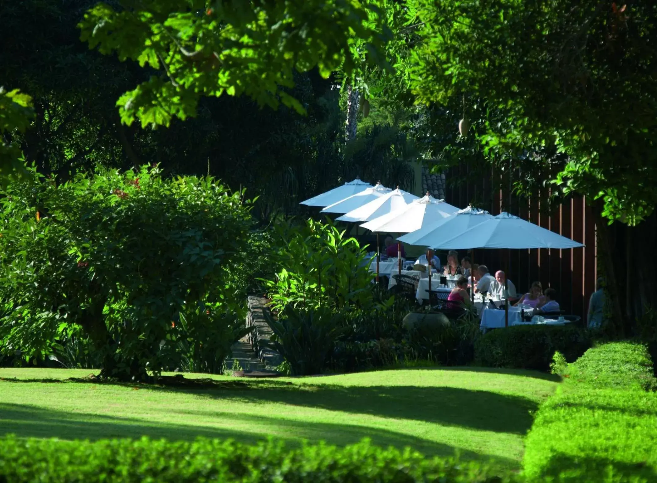 Restaurant/places to eat, Garden in Quinta da Casa Branca