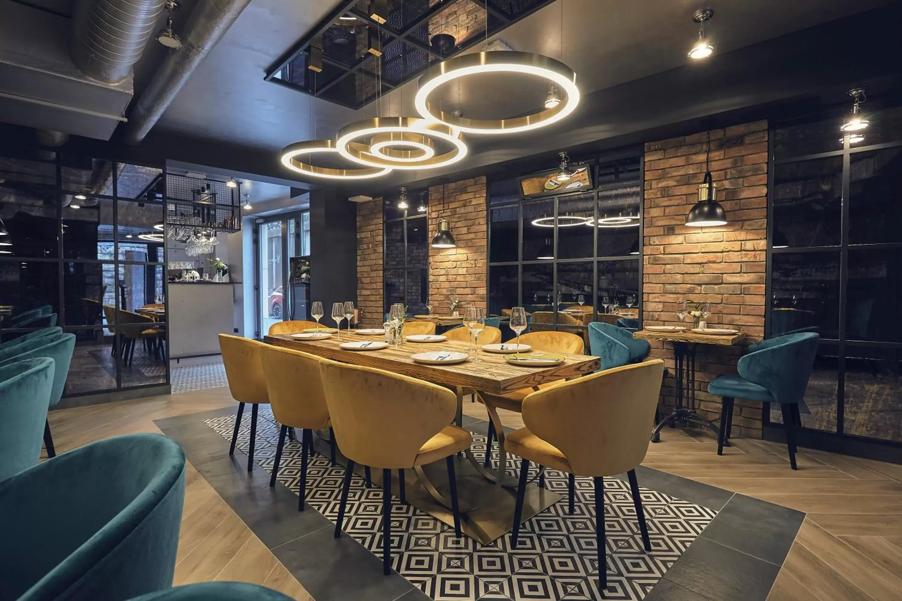 Restaurant/places to eat in The Bridge Suites Hotel Restaurant/places to eat in The Bridge Suites Hotel