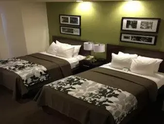 Double Room with Two Double Beds - Non-Smoking in Baymont by Wyndham Pueblo