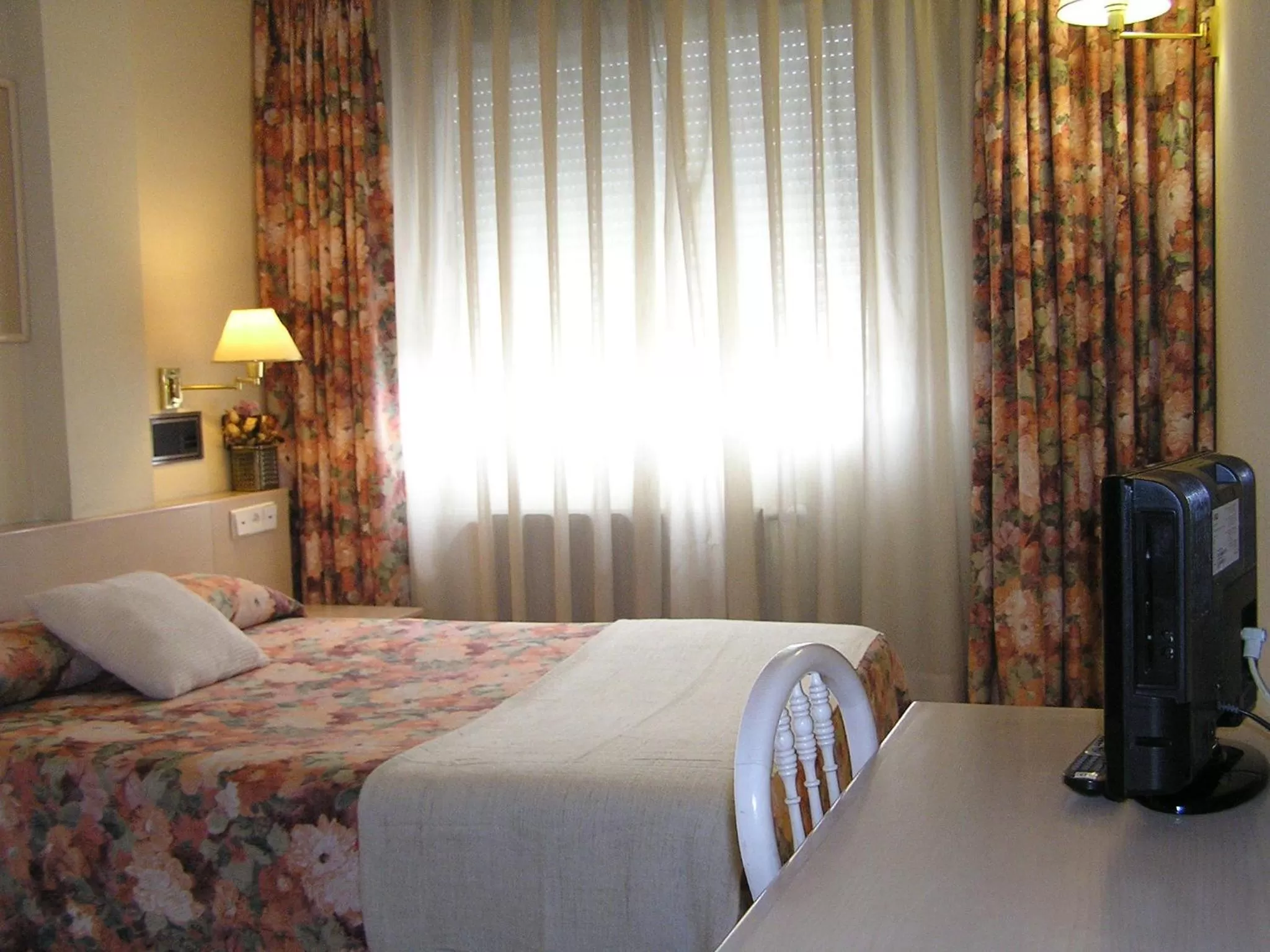 Bedroom, Bed in Hotel La Brañina