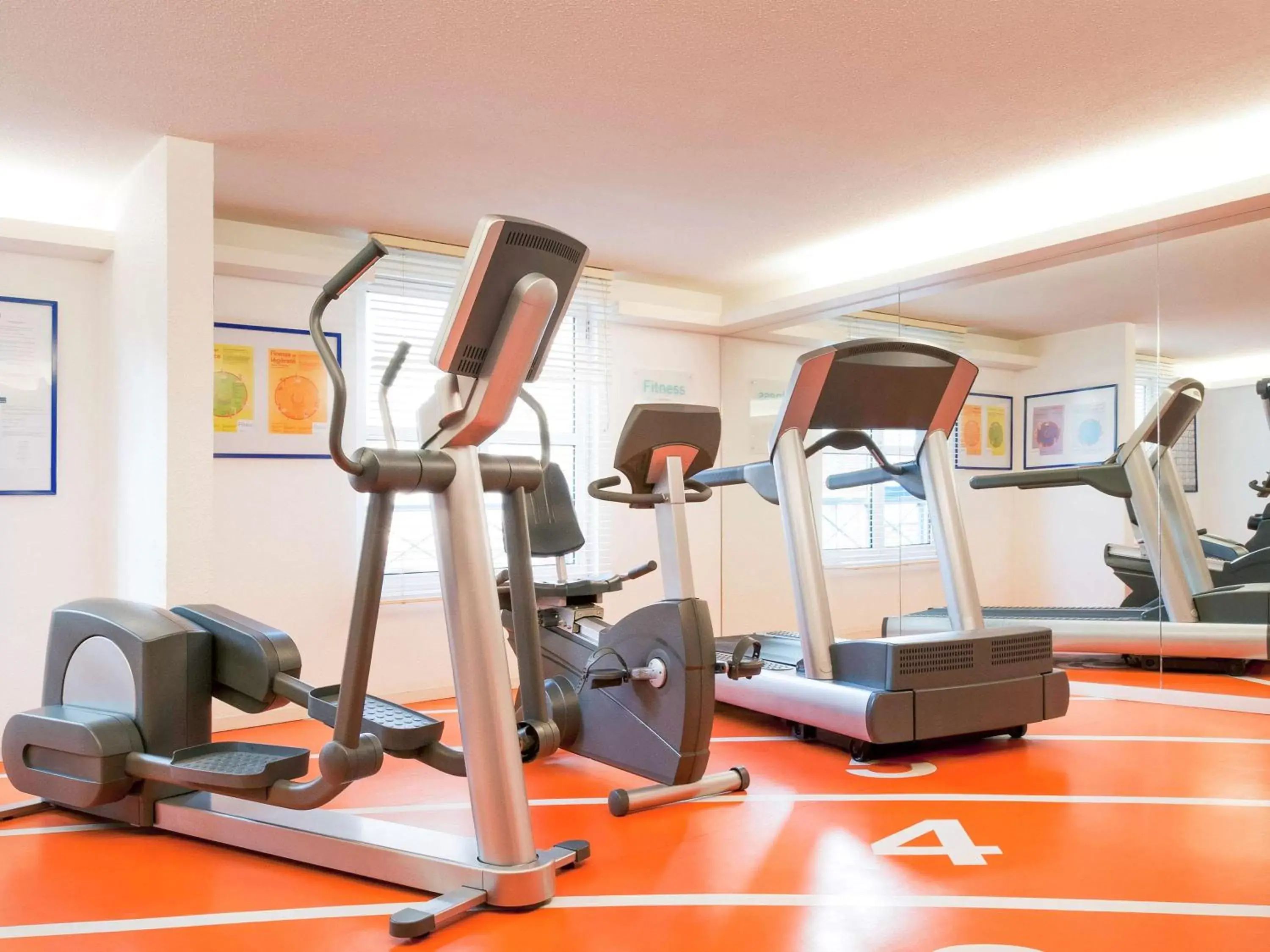 Property building, Fitness Center/Facilities in Novotel Lille Centre Grand Place