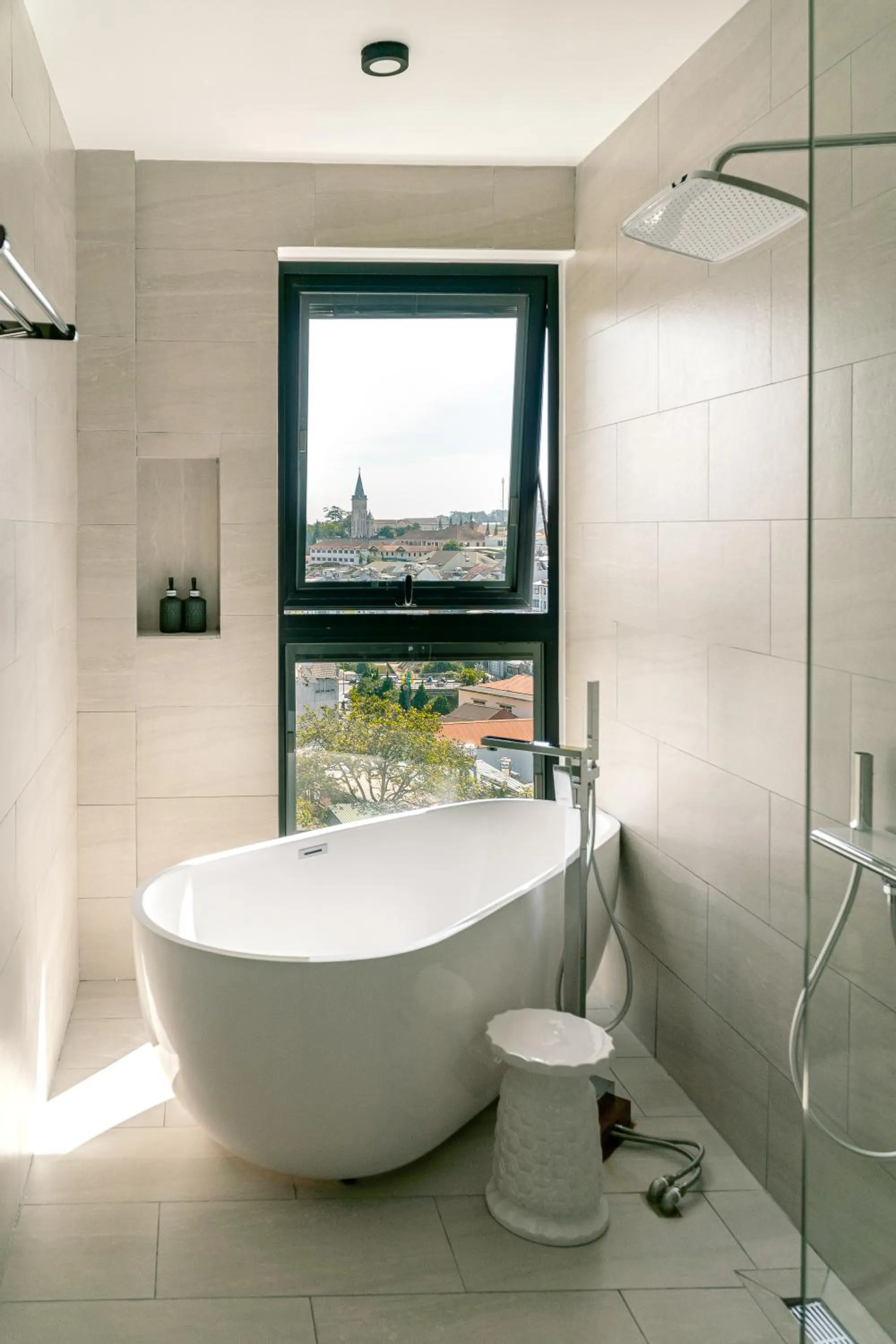 Shower in Pi Boutique Hotel