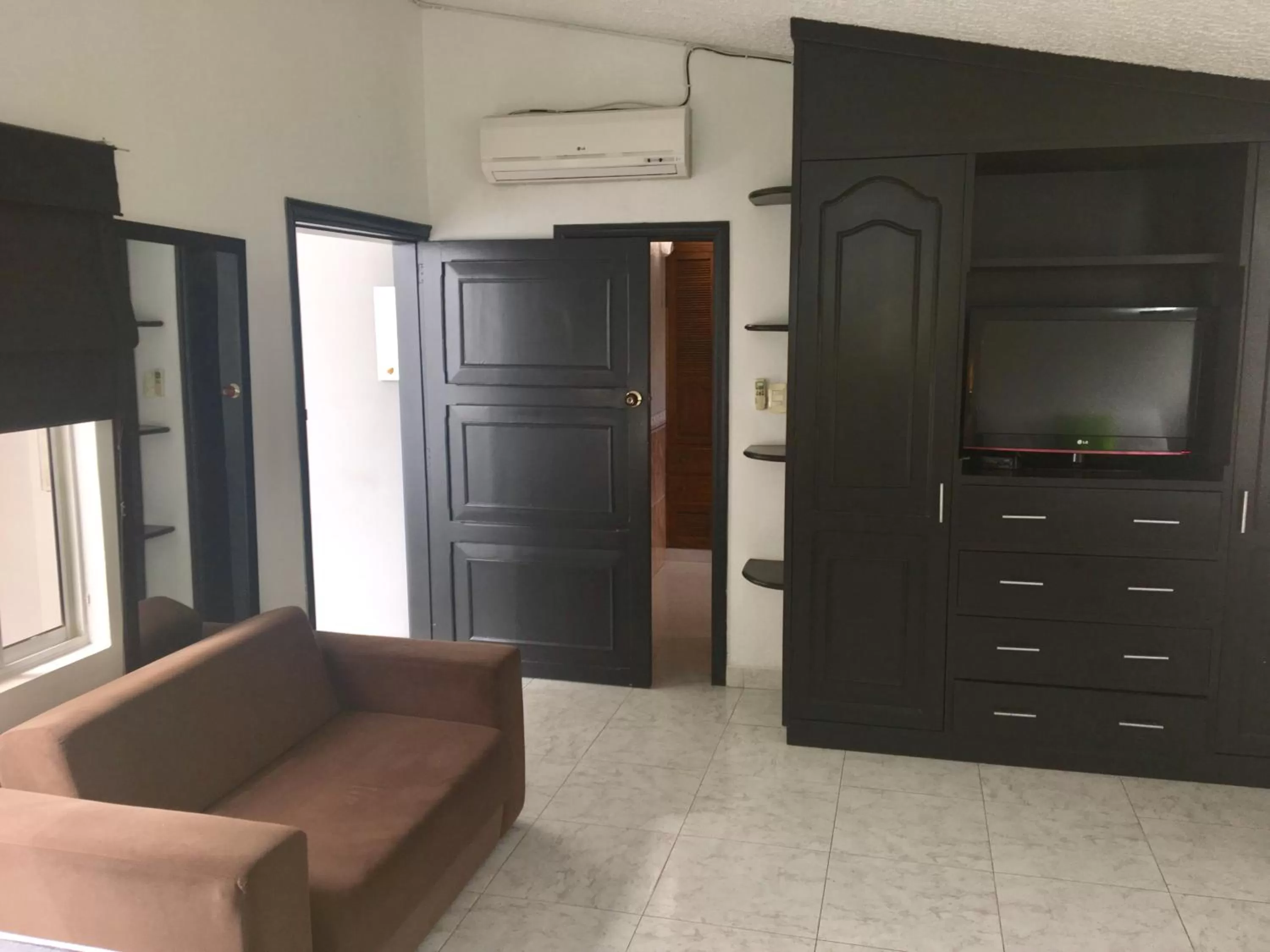 TV and multimedia in Hotel Loft Dorado