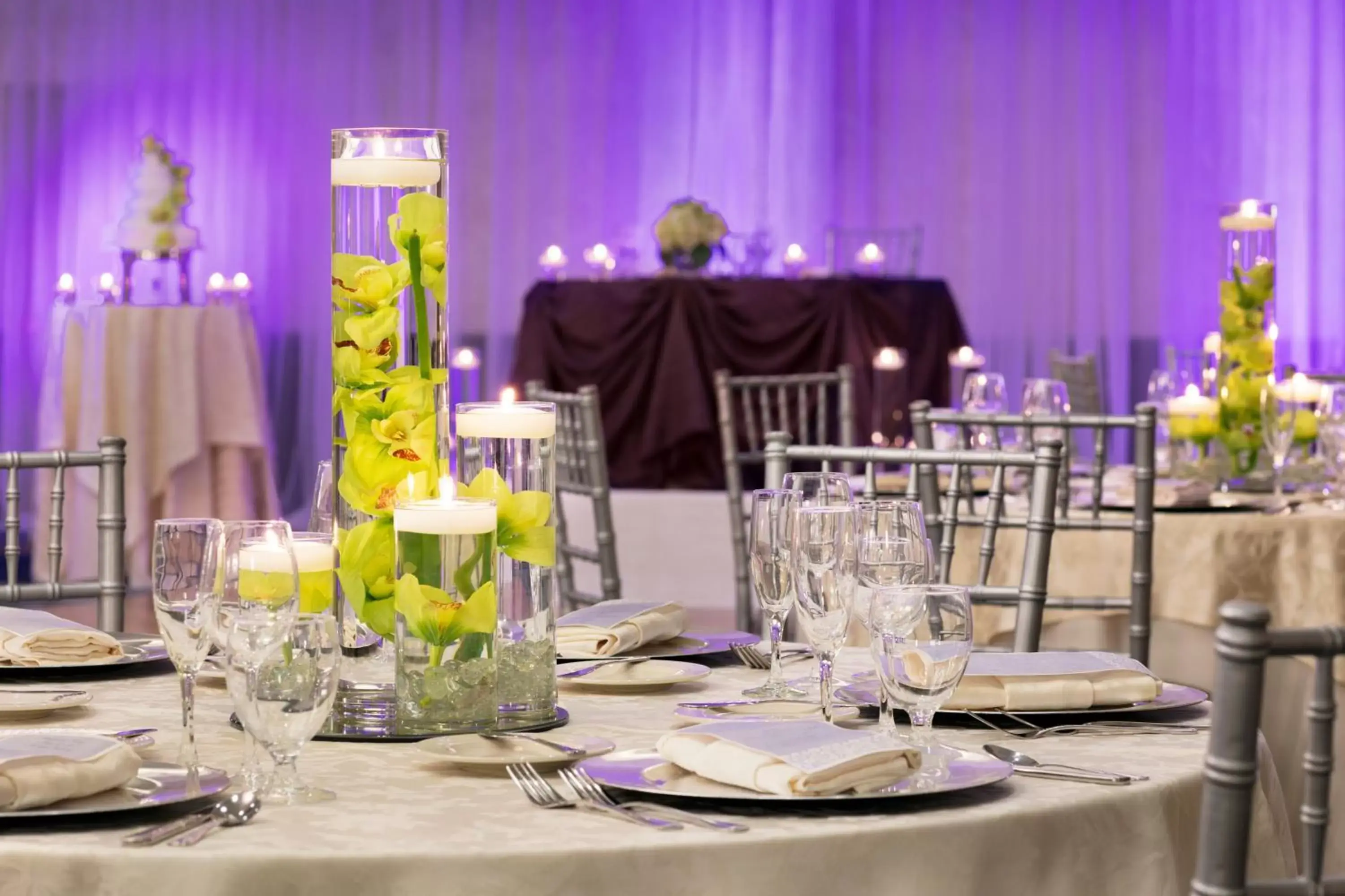 Banquet/Function facilities, Restaurant/Places to Eat in Crowne Plaza Crystal City-Washington, D.C., an IHG Hotel