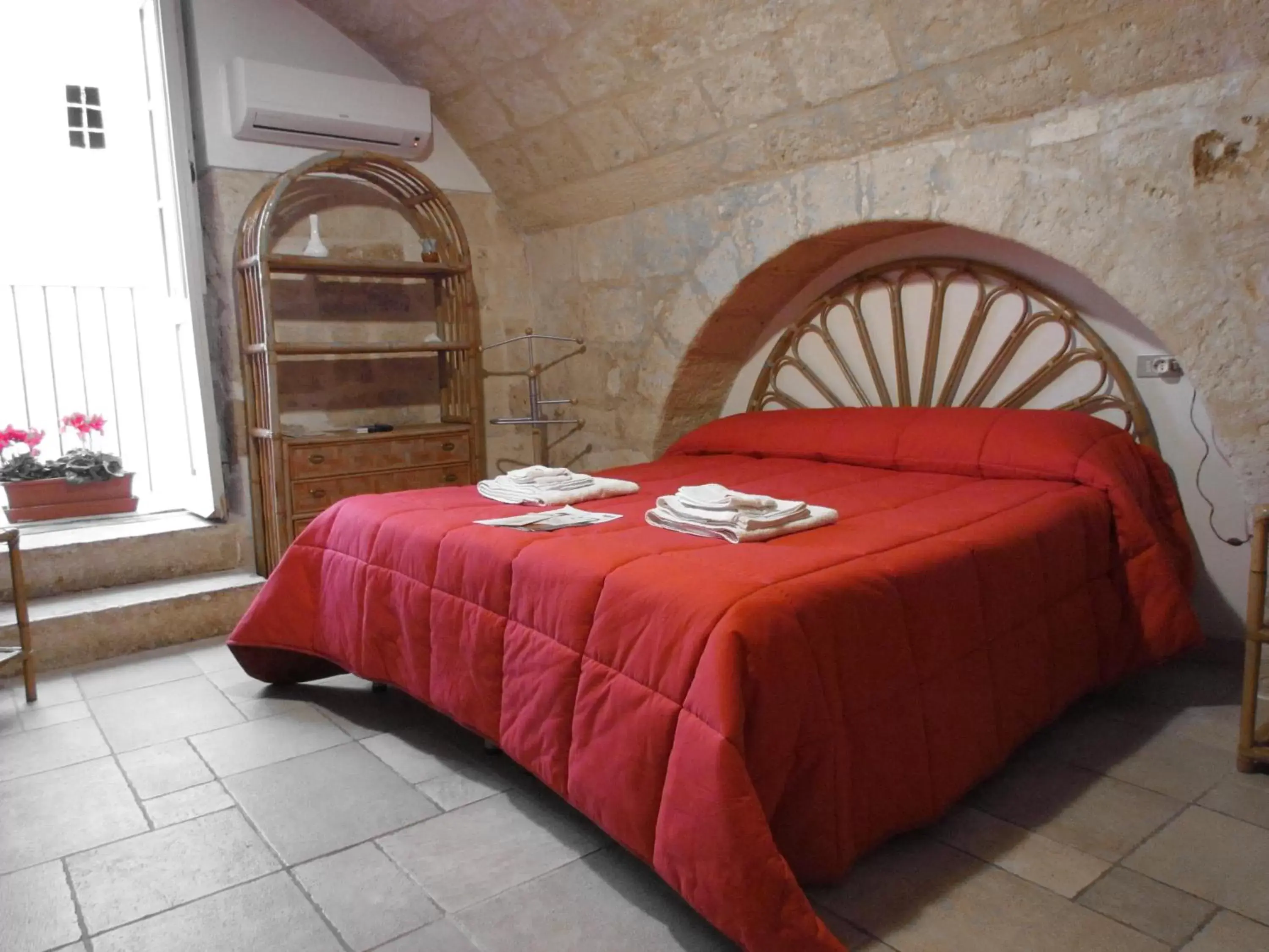 Photo of the whole room, Bed in B&B Borgo San Martino