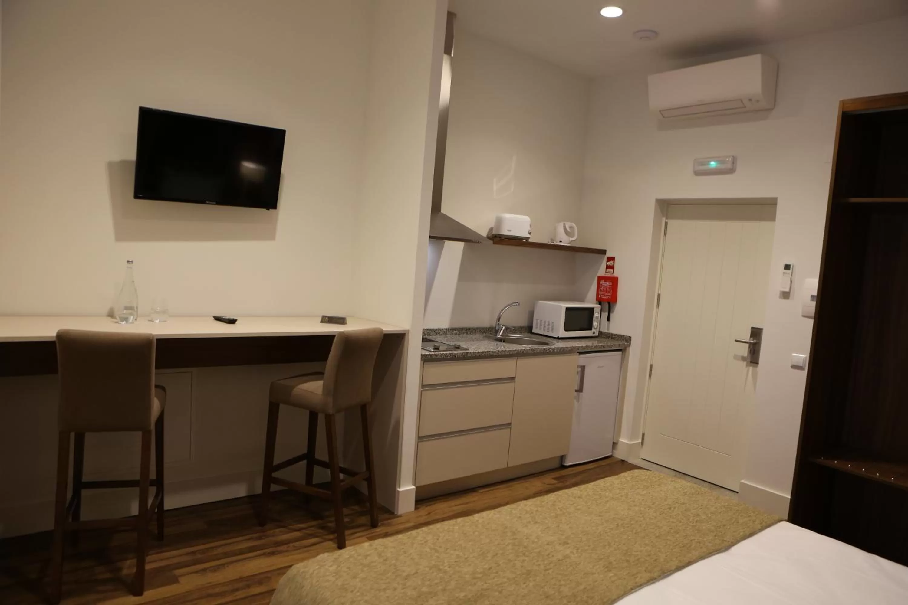 Kitchen or kitchenette in Hotel Solar do Rebolo