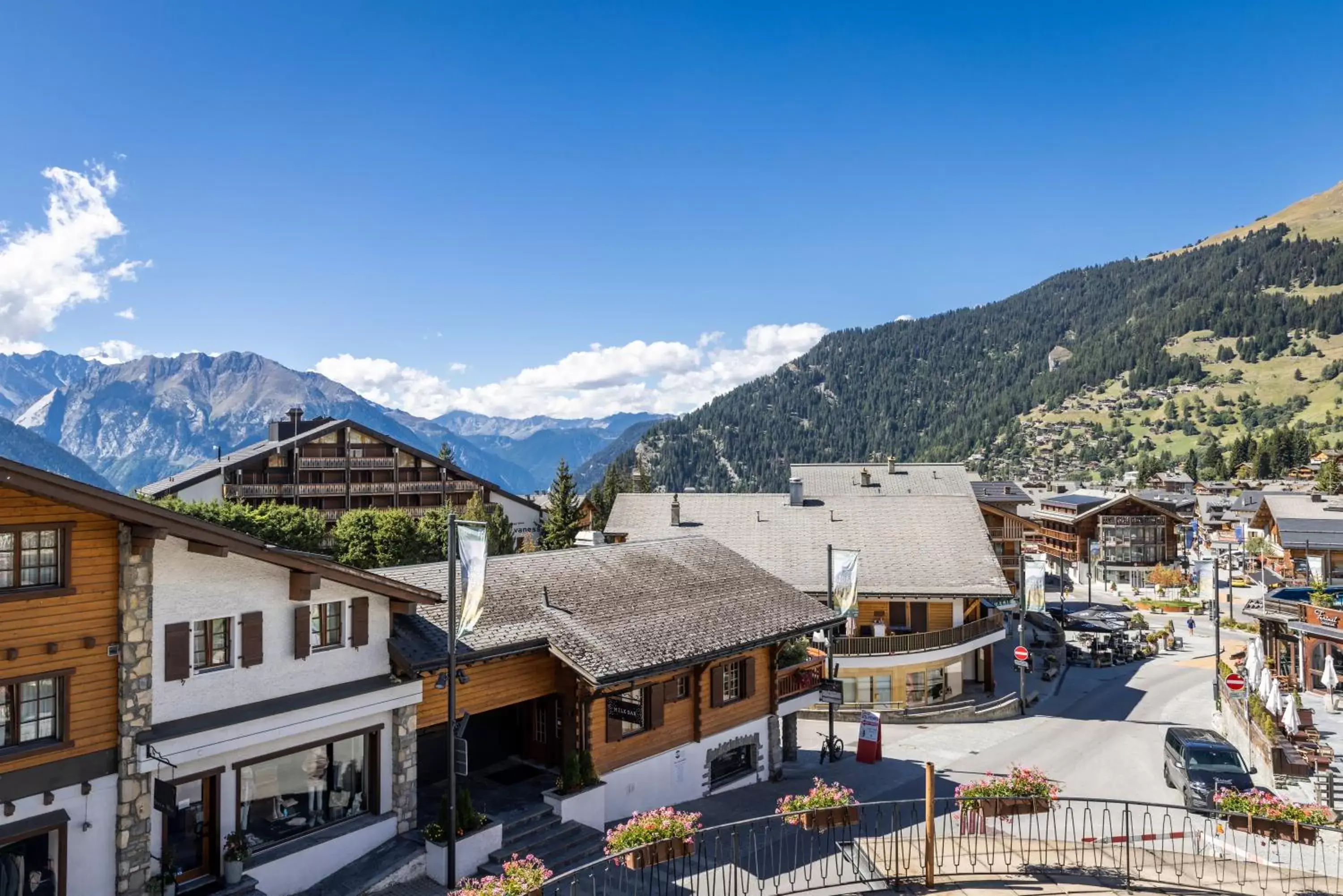 Natural landscape, Mountain View in Hotel la Rotonde