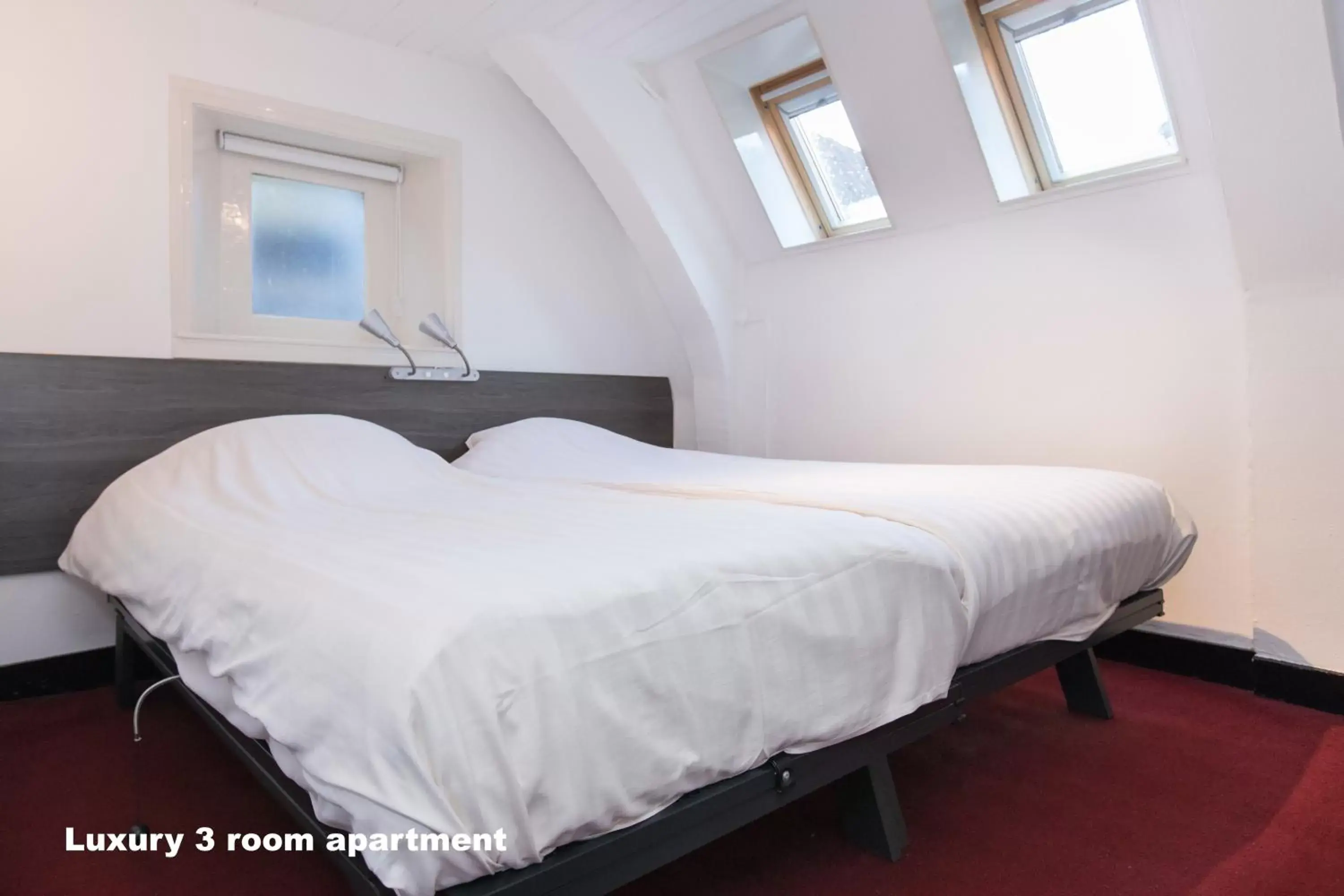 Bed in Hotel de Vischpoorte, hartje Deventer en aan de IJssel