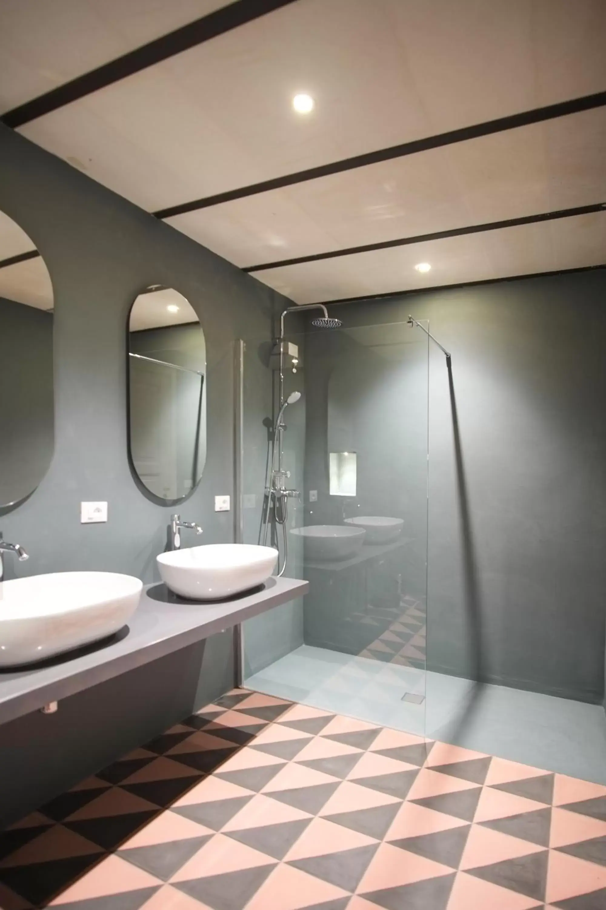 Shower, Bathroom in Palazzo Garibaldi - Luxury Suites