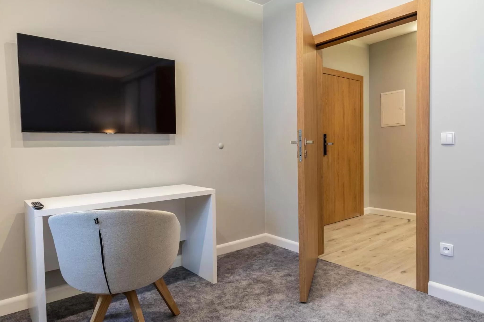 TV and multimedia in Royal Hill Residence