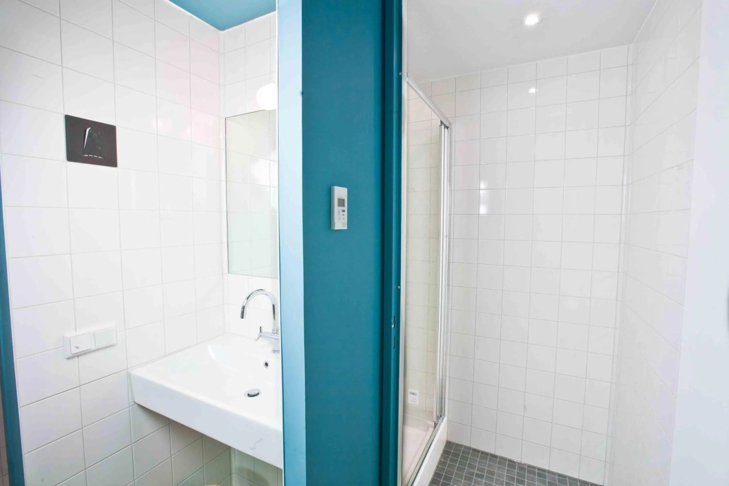 Bathroom in Generator Amsterdam