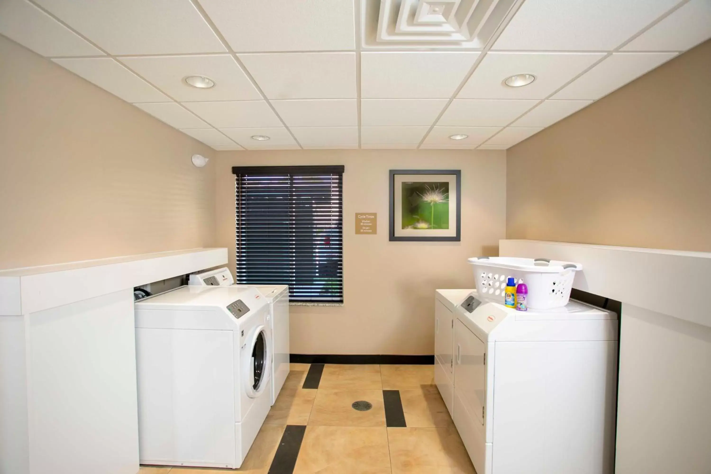 Other, Kitchen/Kitchenette in Candlewood Suites - Jacksonville - Mayport, an IHG Hotel