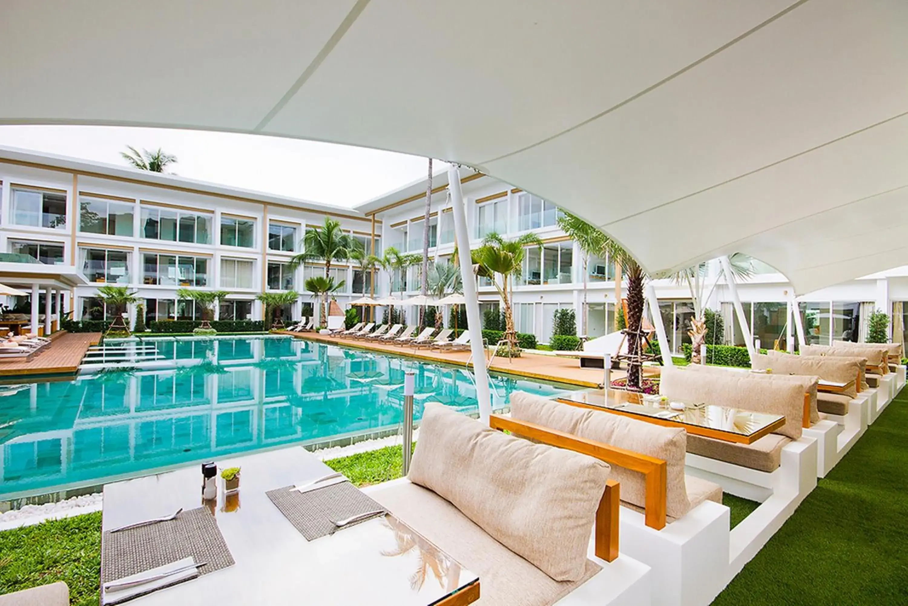 Restaurant/places to eat, Swimming Pool in Lanna Samui - SHA Extra Plus