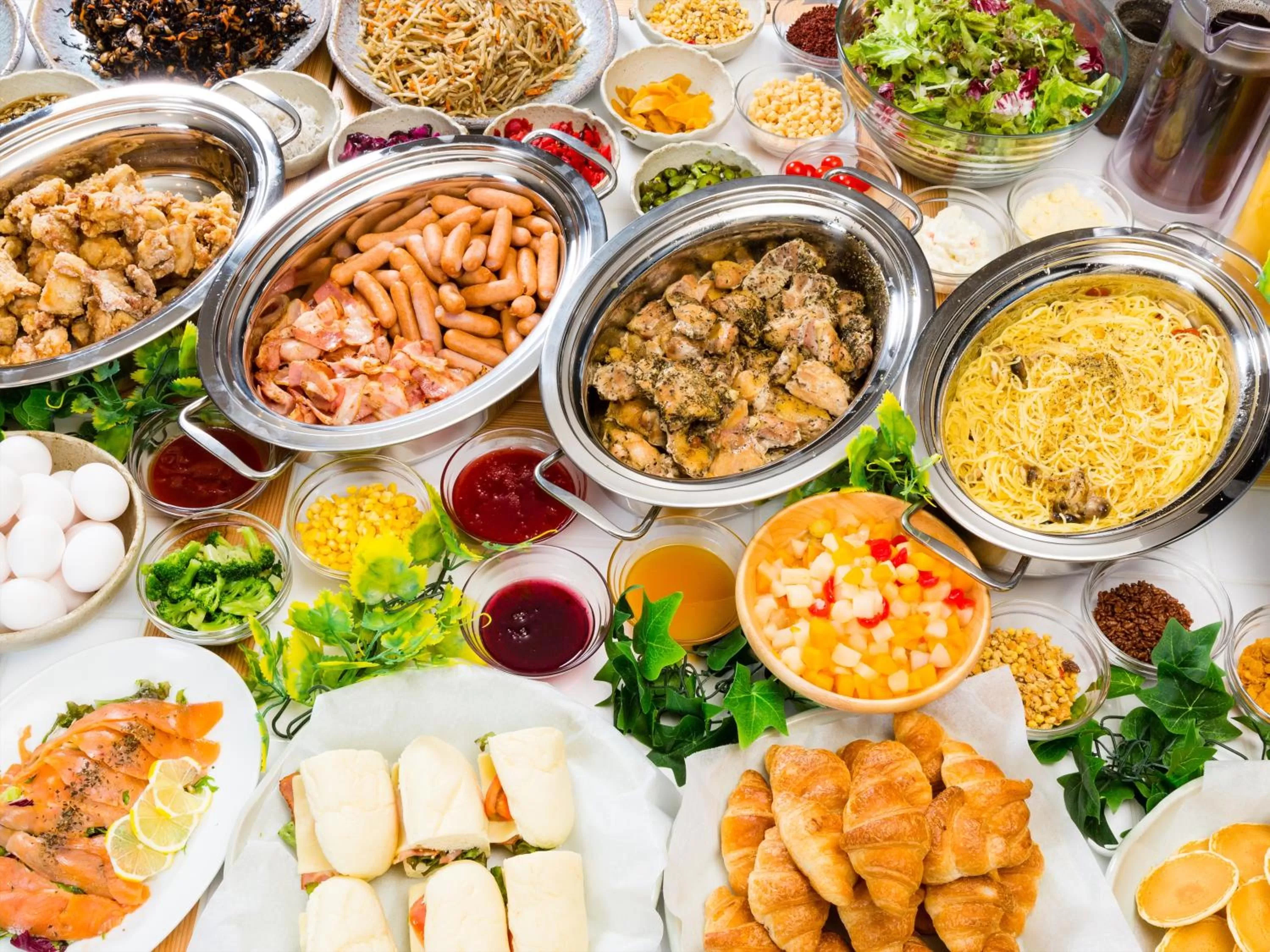 Restaurant/places to eat in APA Hotel Yamanote Otsuka Ekimae Tower