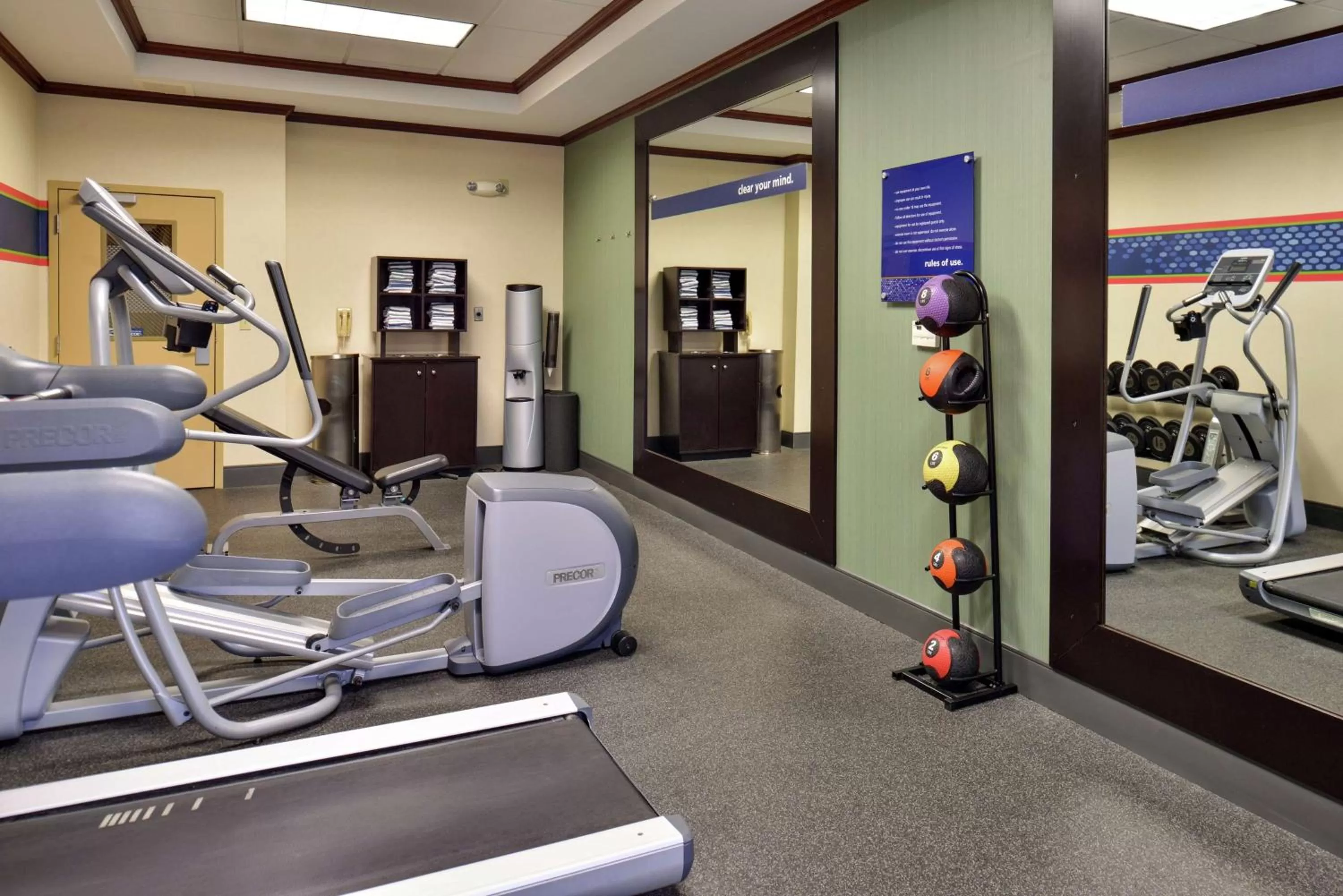 Fitness centre/facilities in Hampton Inn Harrison