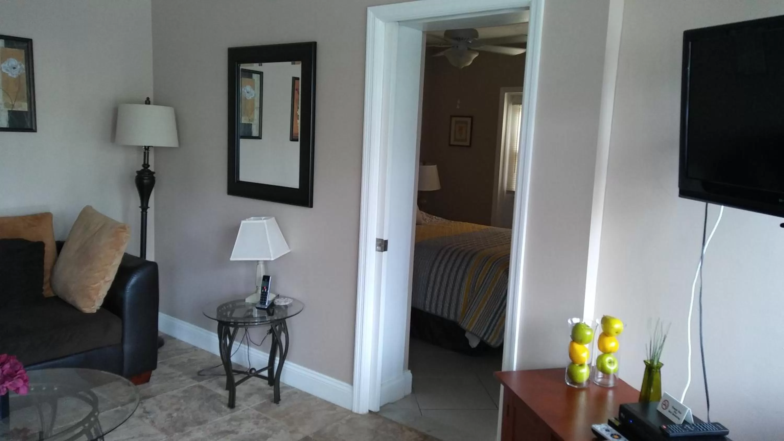 Other, Seating Area in Aqua Mar Condos