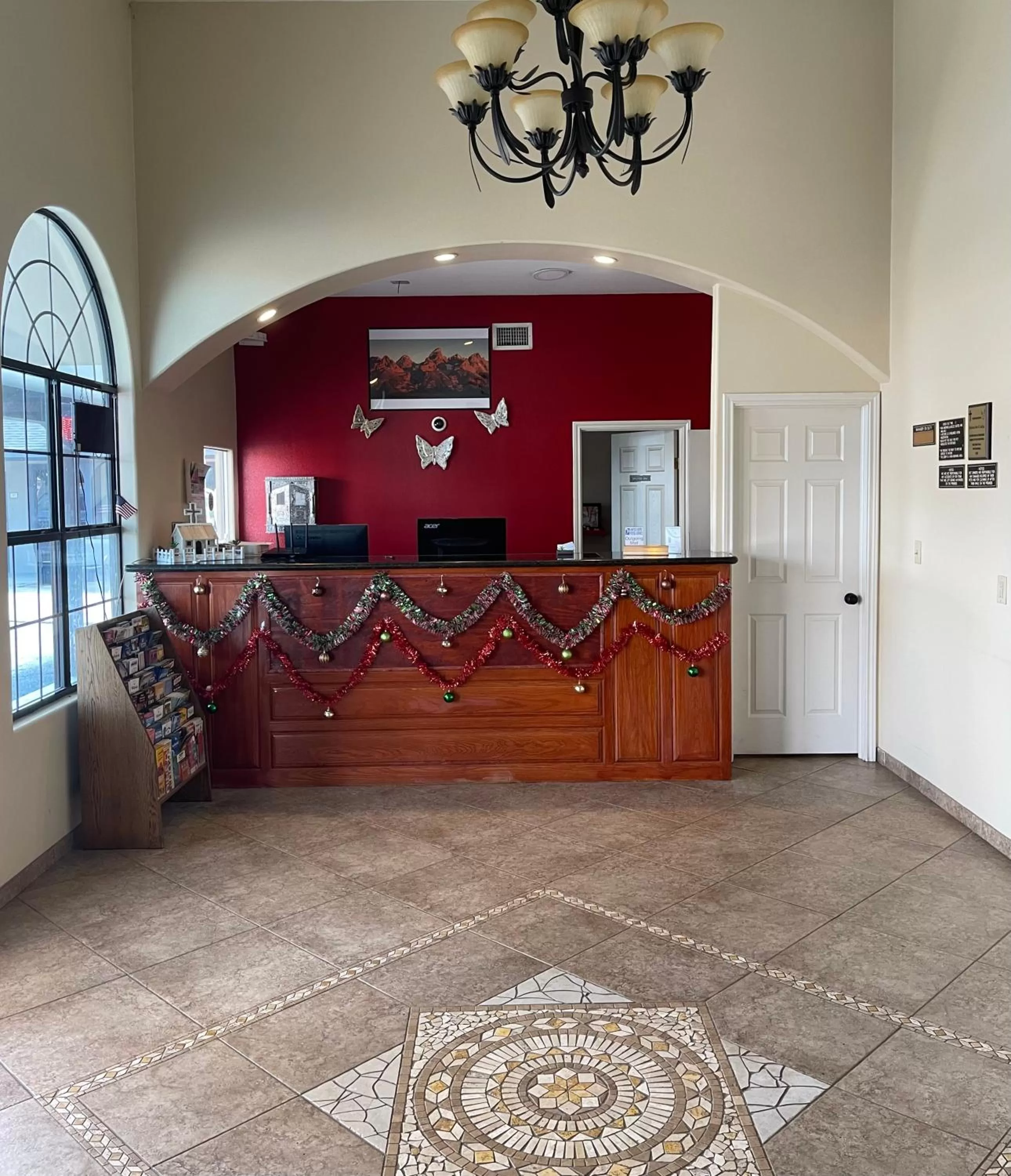 Lobby/Reception in Riviera Inn and Suites