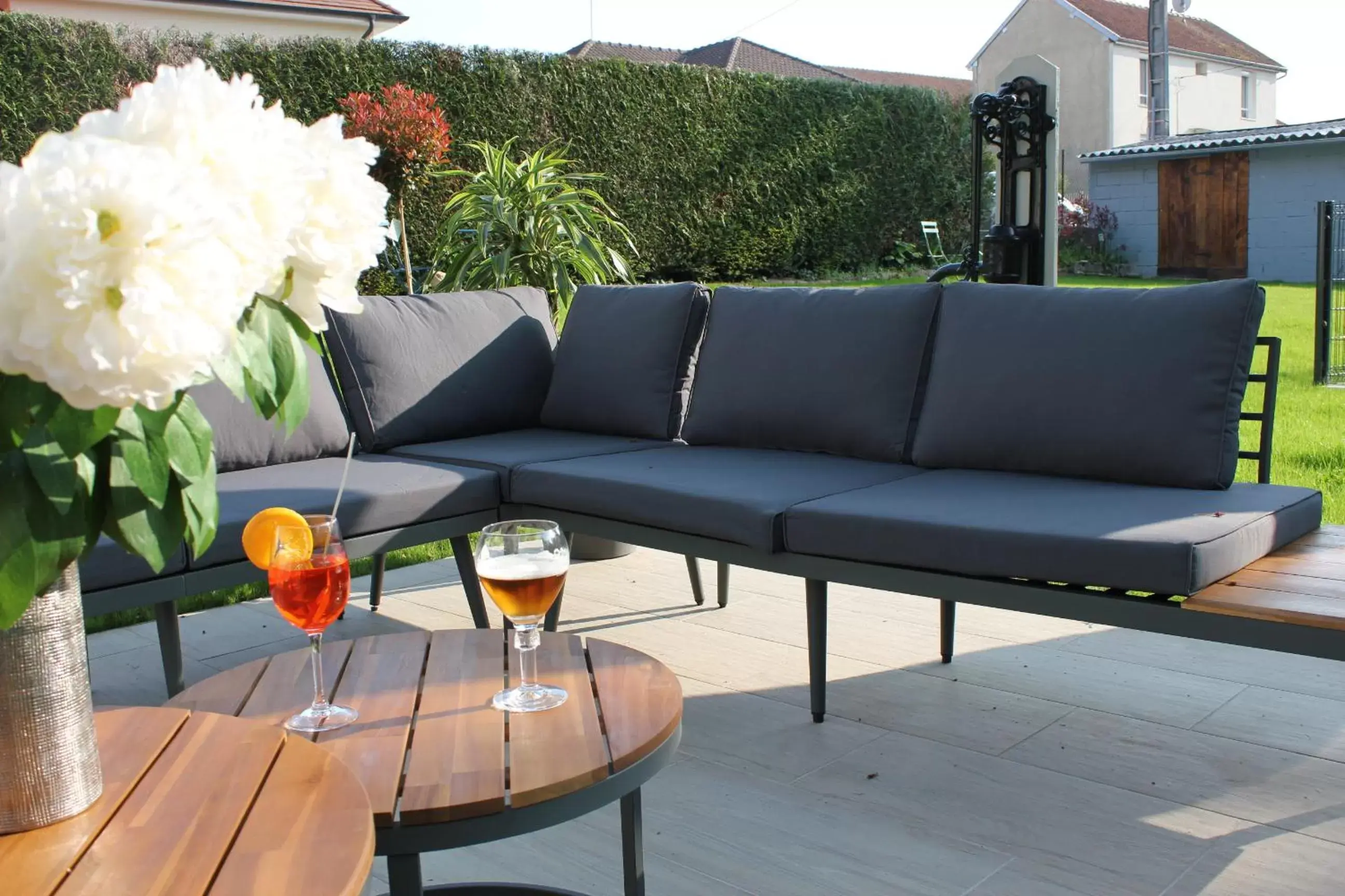 Garden, Seating Area in le saint Hubert