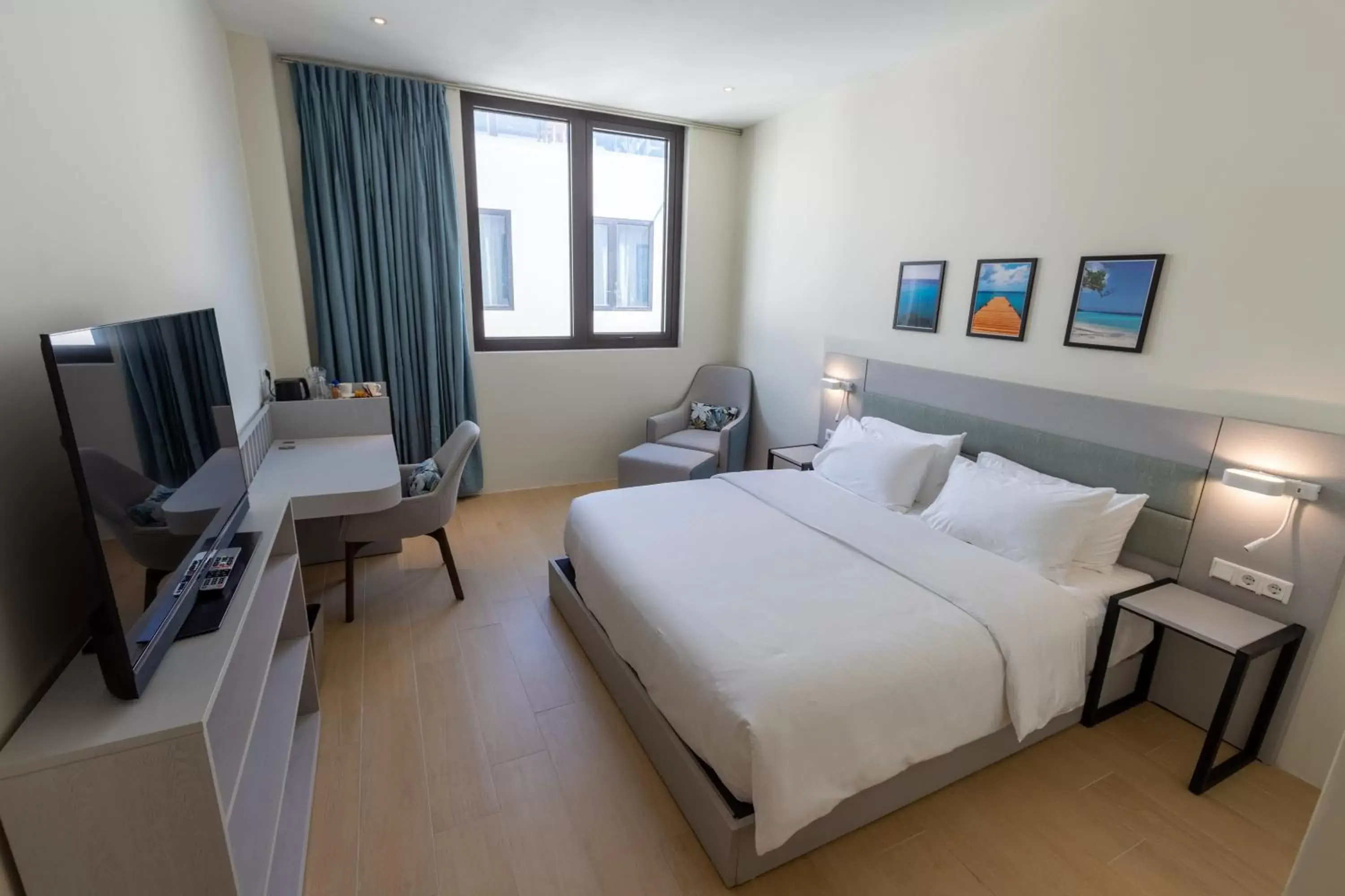 Bedroom, Bed in Elements Hotel & Shops Curaçao Bedroom, Bed in Elements Hotel & Shops Curaçao