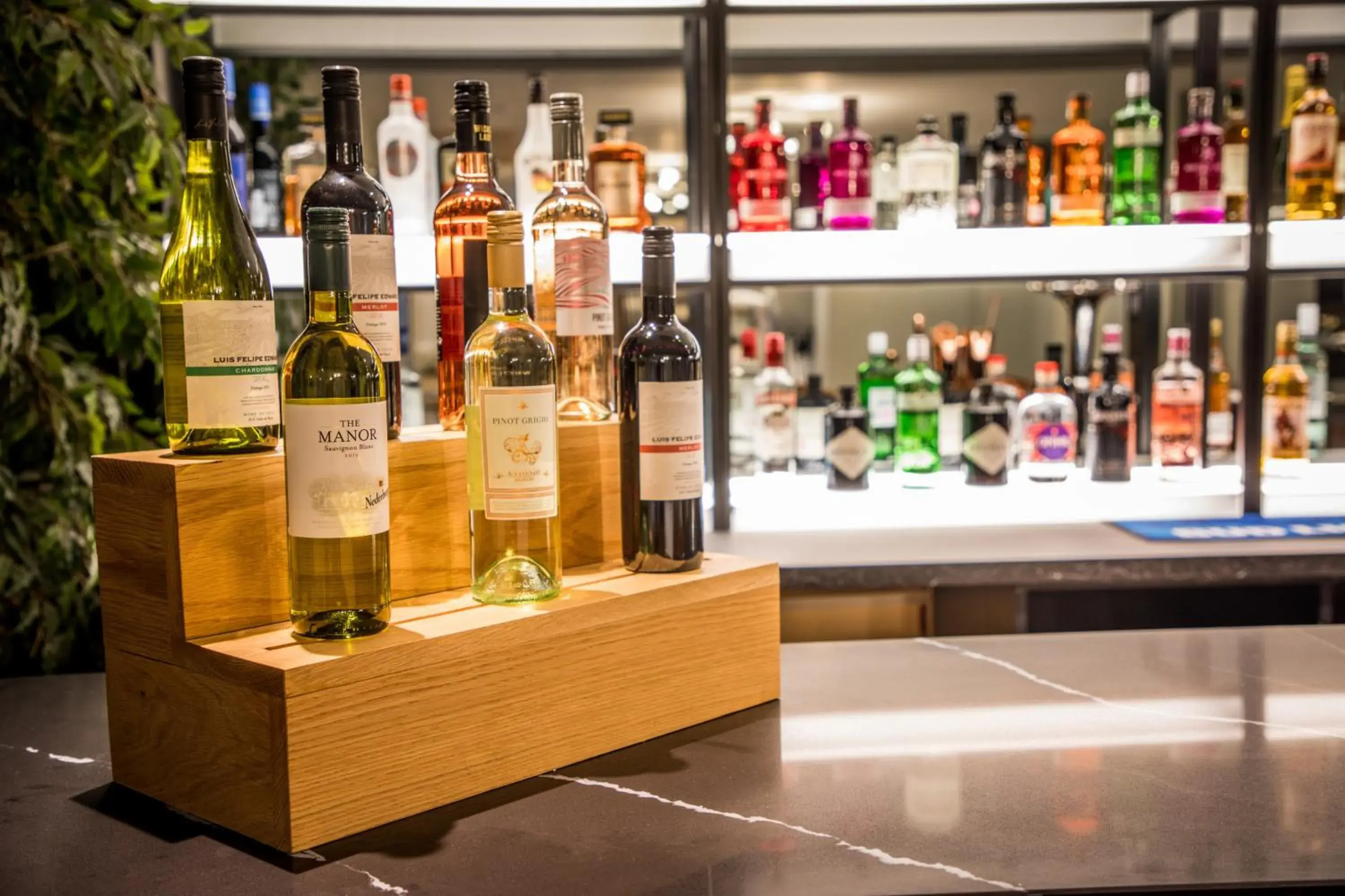 Lounge or bar in Park Inn by Radisson Bournemouth