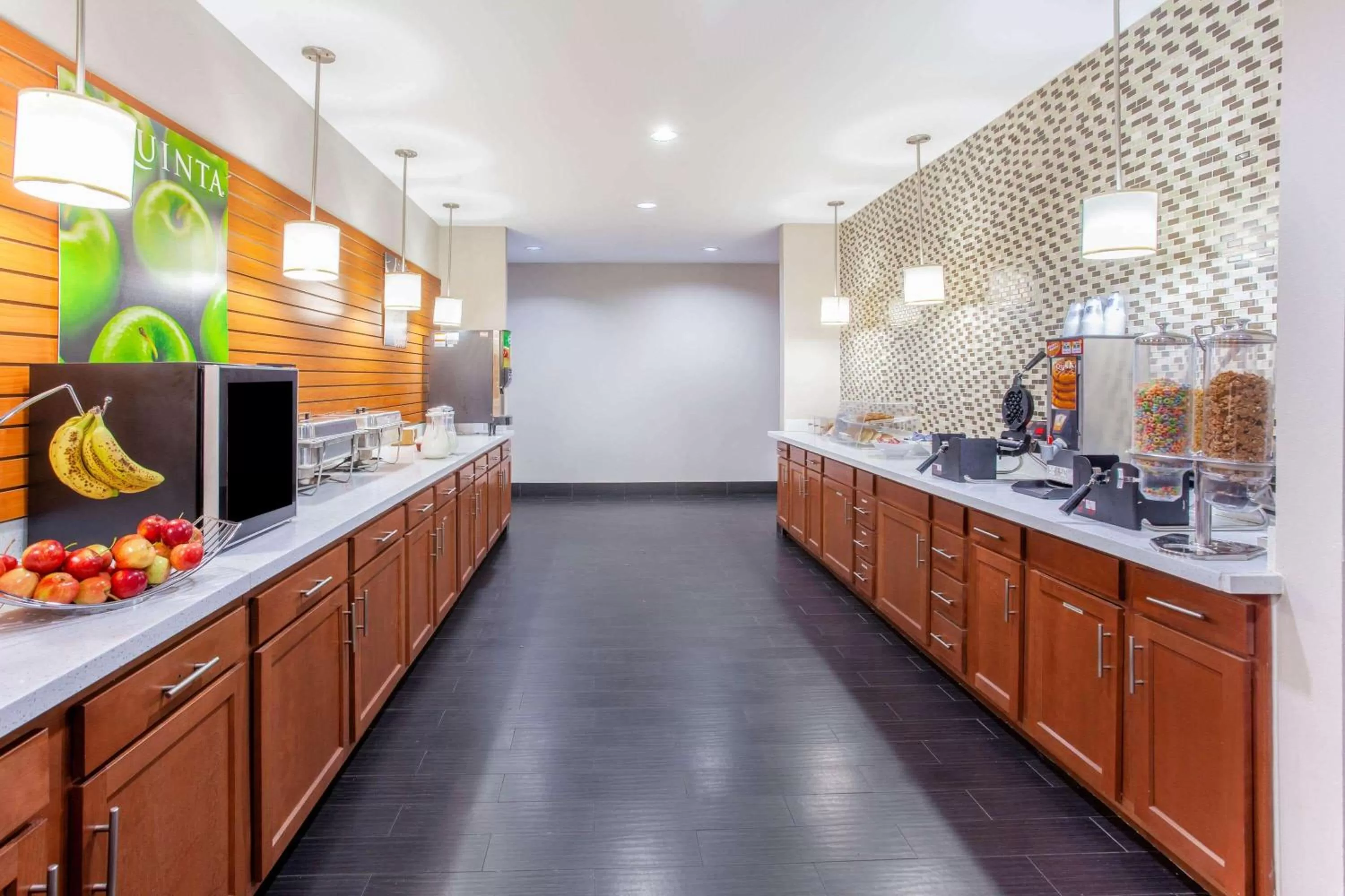 Restaurant/places to eat in La Quinta by Wyndham Luling