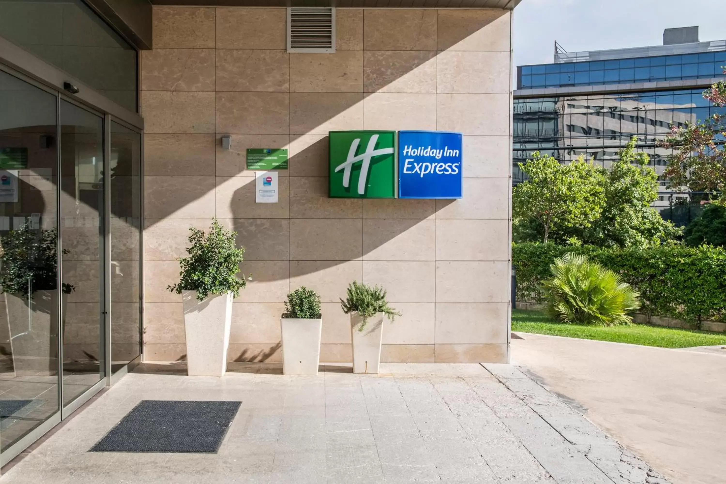 Facade/entrance in Holiday Inn Express Sant Cugat, an IHG Hotel