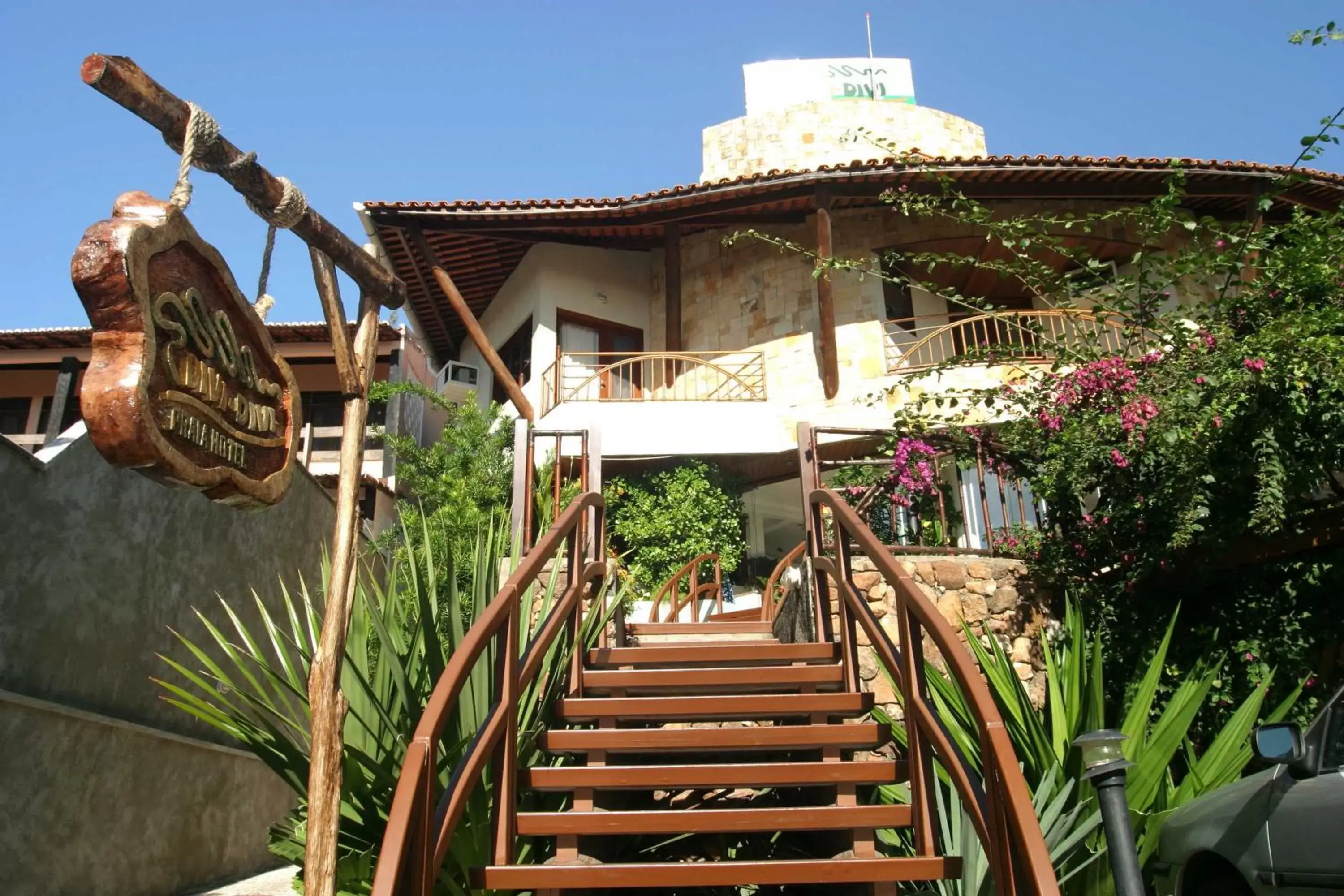 Facade/entrance, Property Building in Divi-Divi Praia Hotel