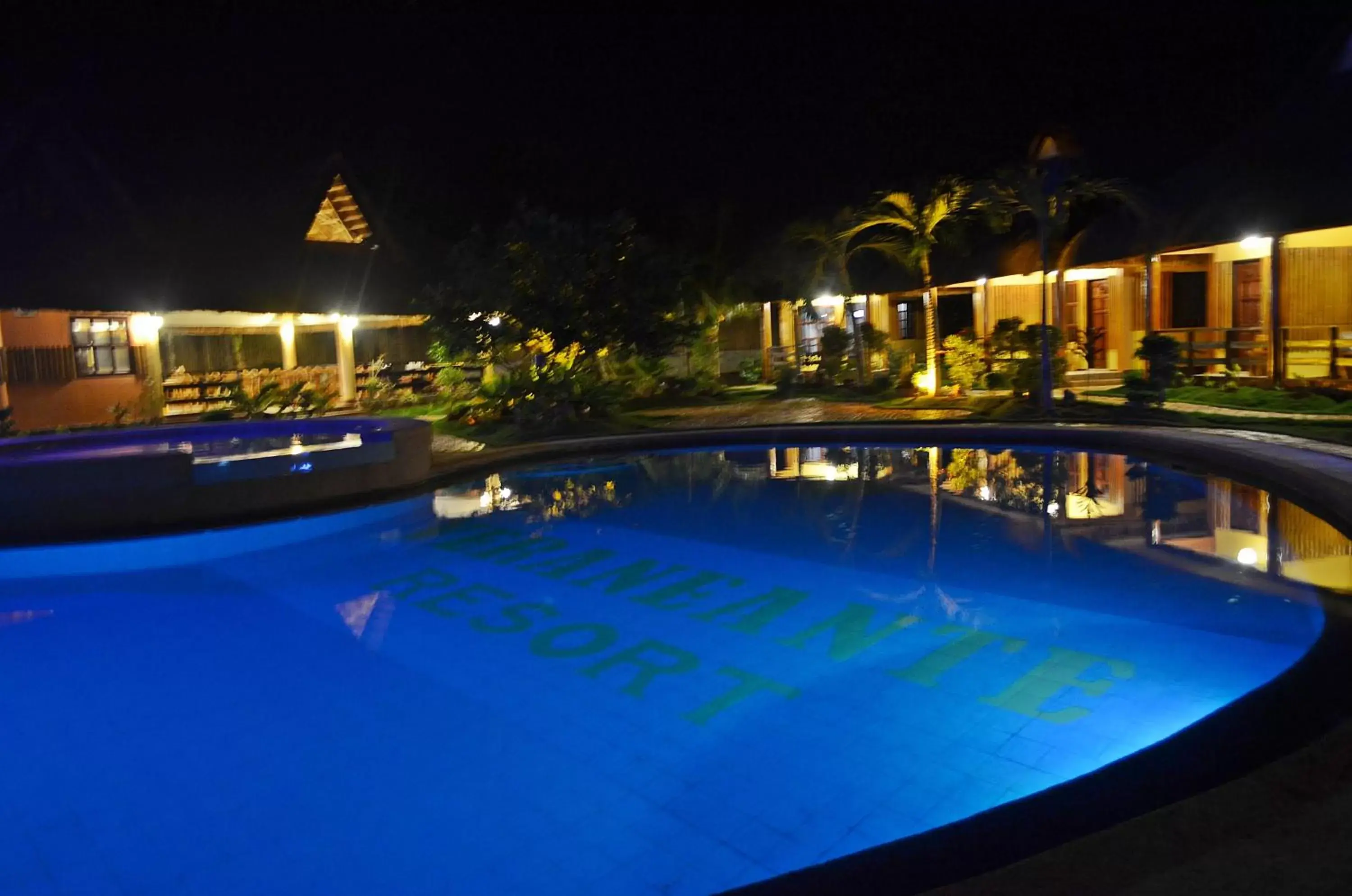 Night, Swimming Pool in Veraneante Resort