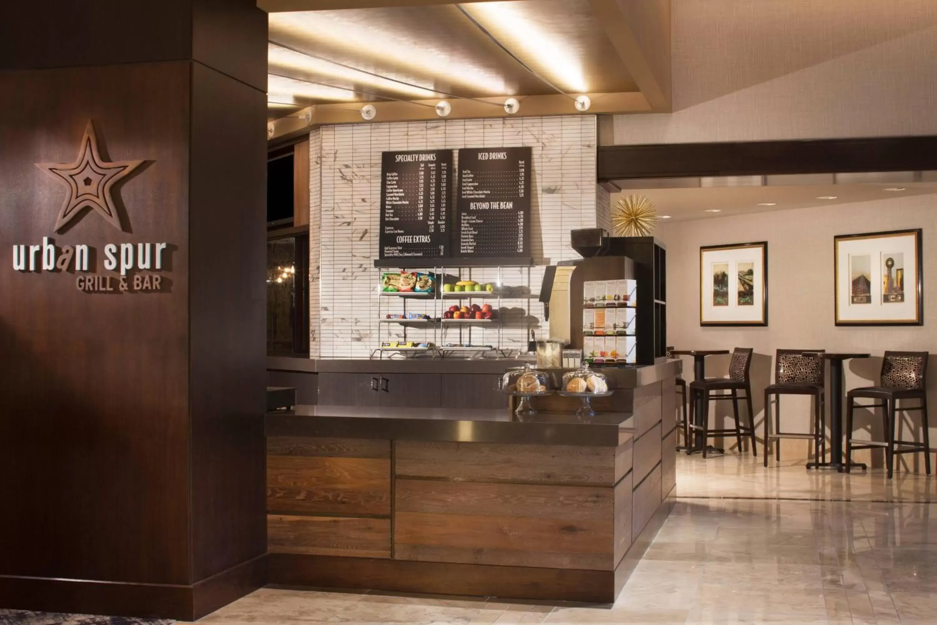 Restaurant/places to eat in Dallas/Fort Worth Airport Marriott