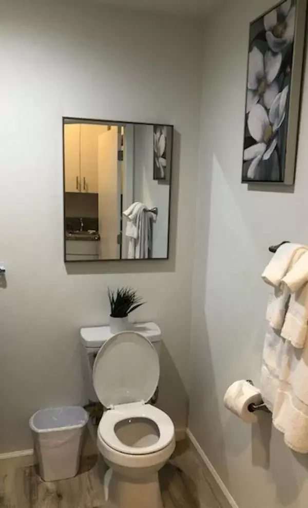 Bathroom in Villa Alamari Inn and Suites