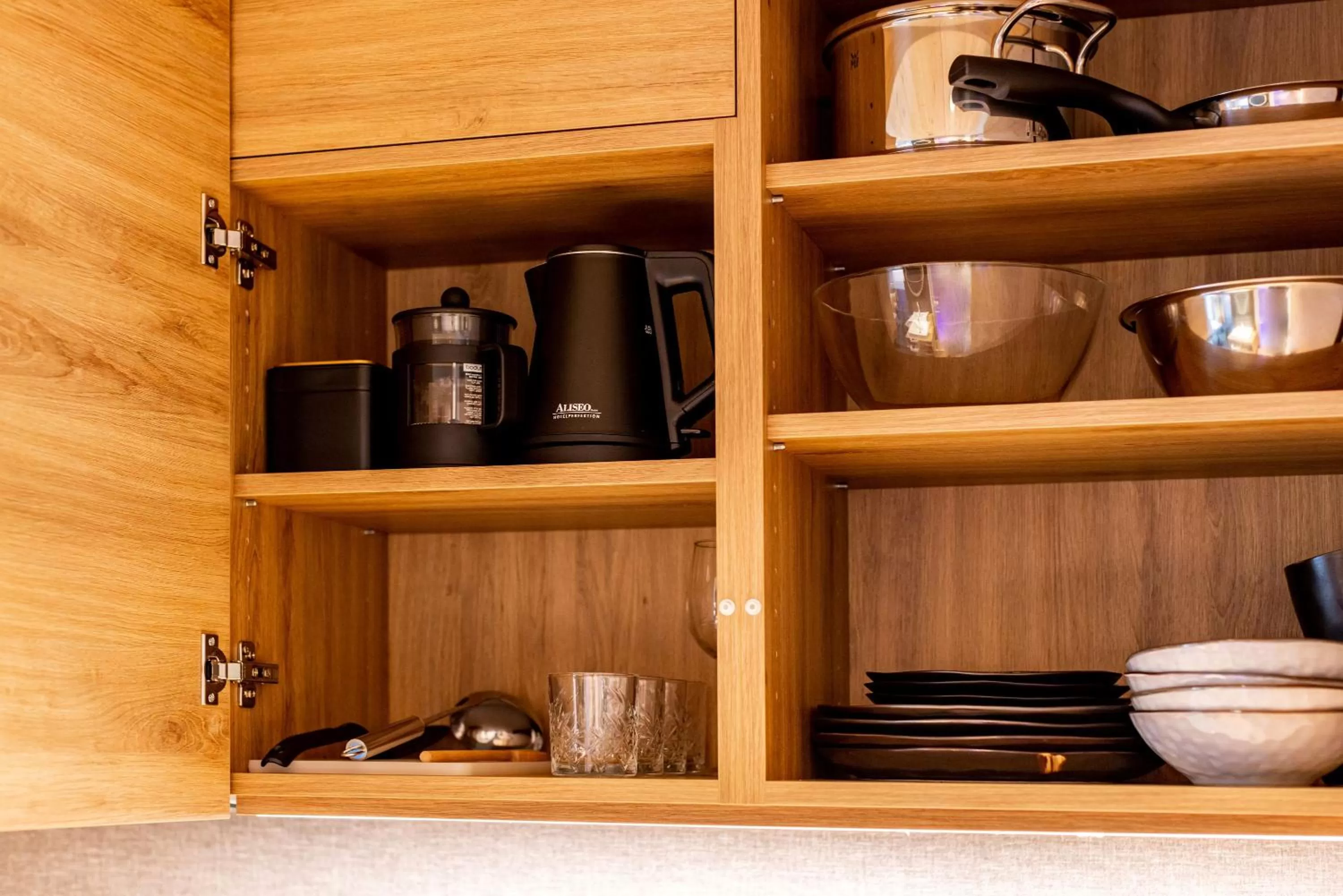 Kitchen or kitchenette in BOLLWERK Lifestyle Hotel, automatisiertes Hotel mit Self Check In