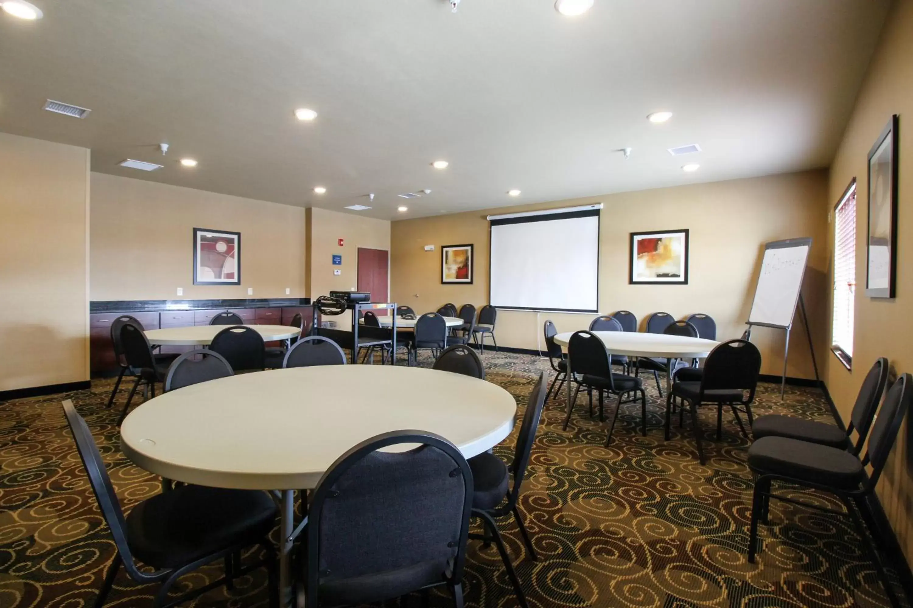 Meeting/conference room, Business Area/Conference Room in Cobblestone Hotel & Suites - Devils Lake
