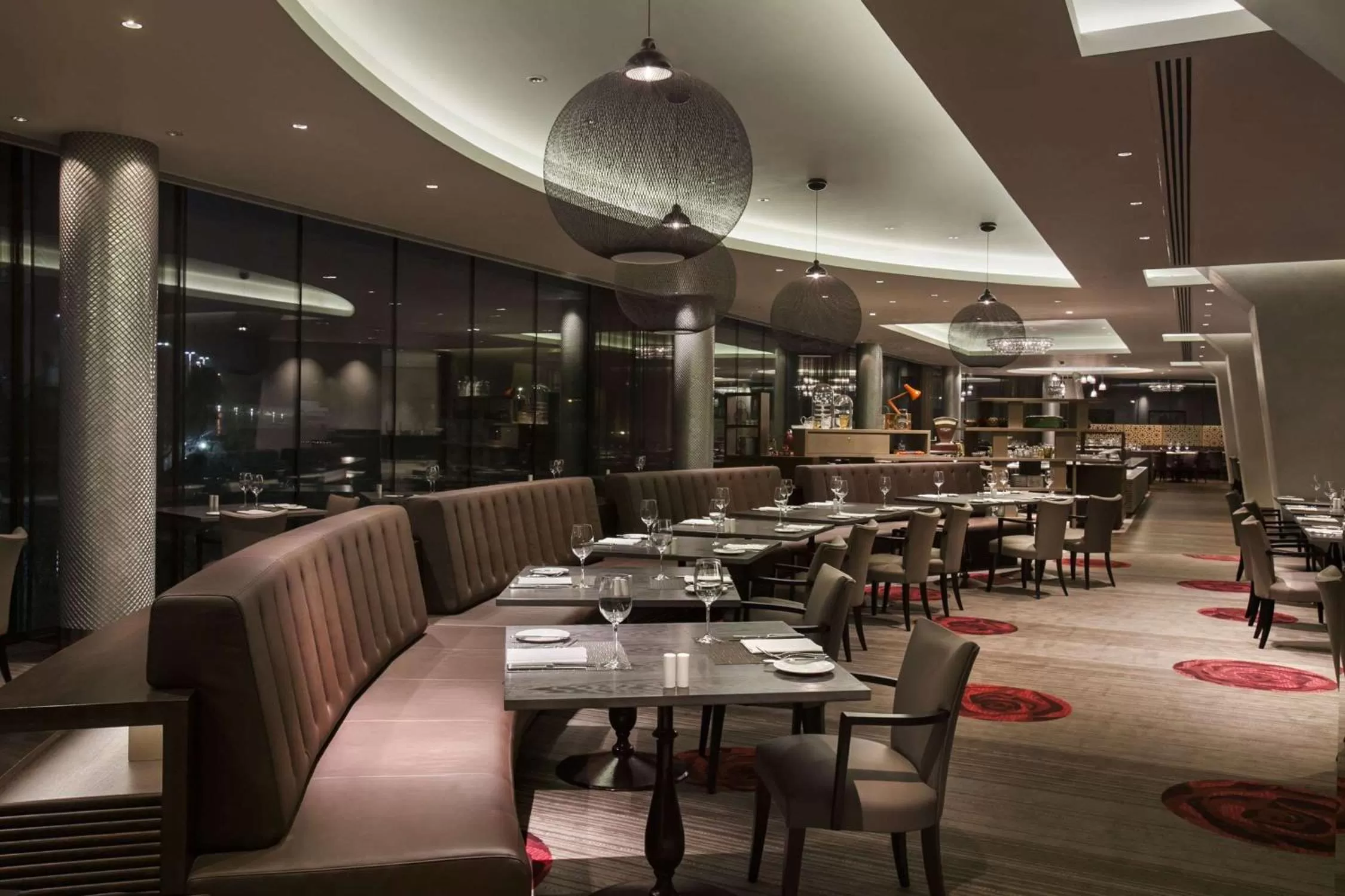 Restaurant/places to eat in Hilton London Wembley
