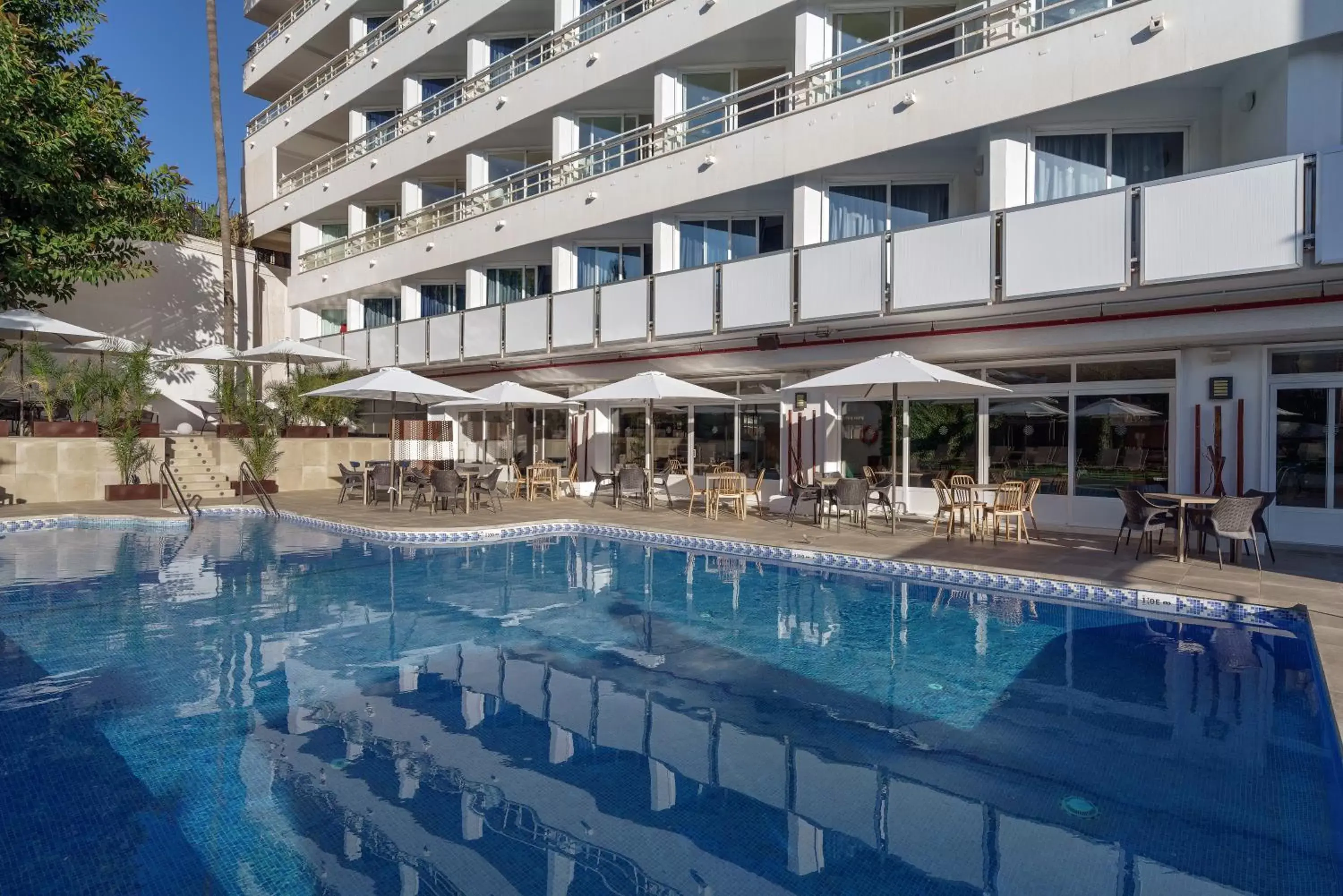 Property building, Swimming Pool in AluaSoul Costa Malaga - Adults recommended