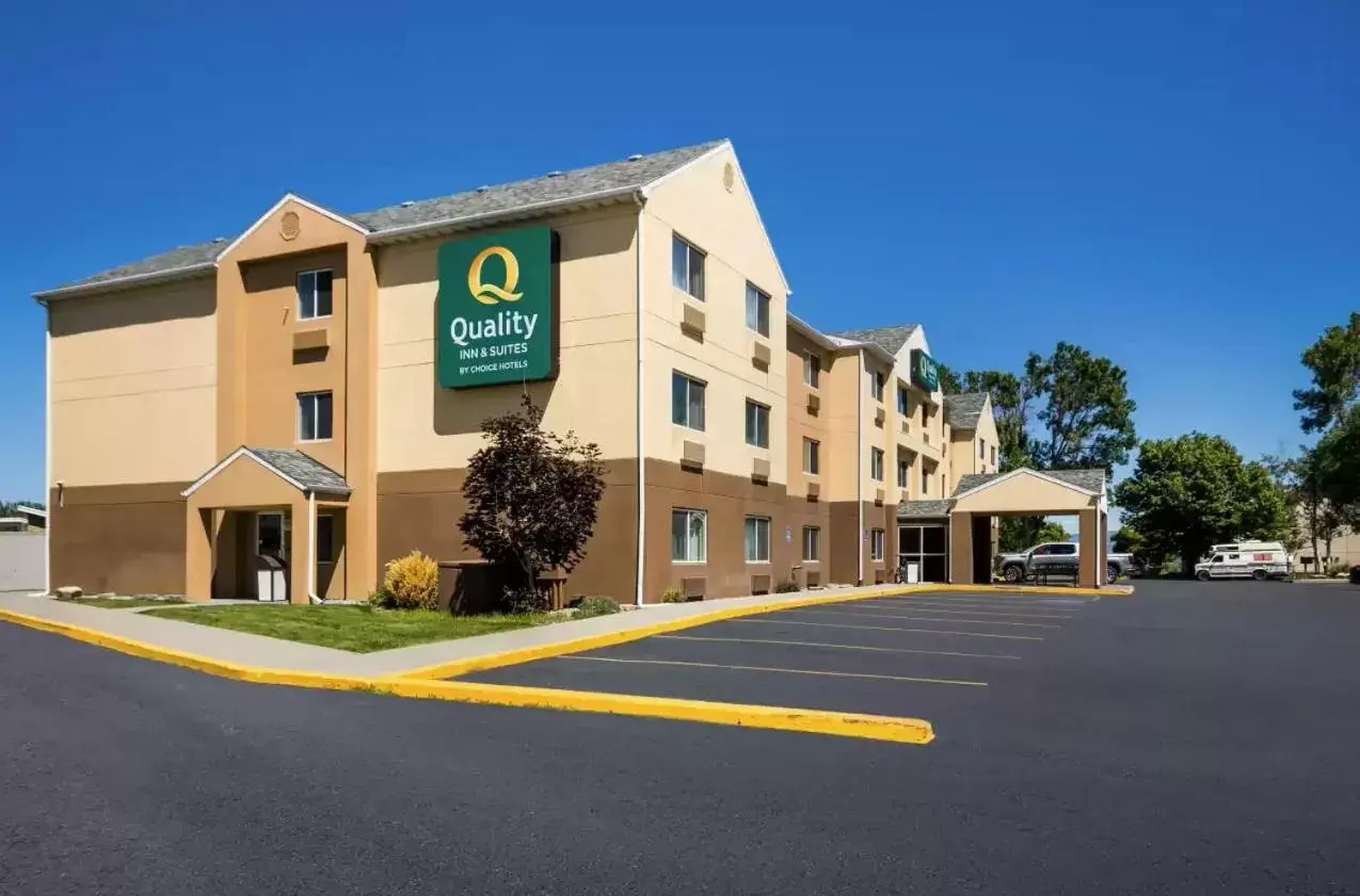 Property Building in Quality Inn & Suites Bozeman
