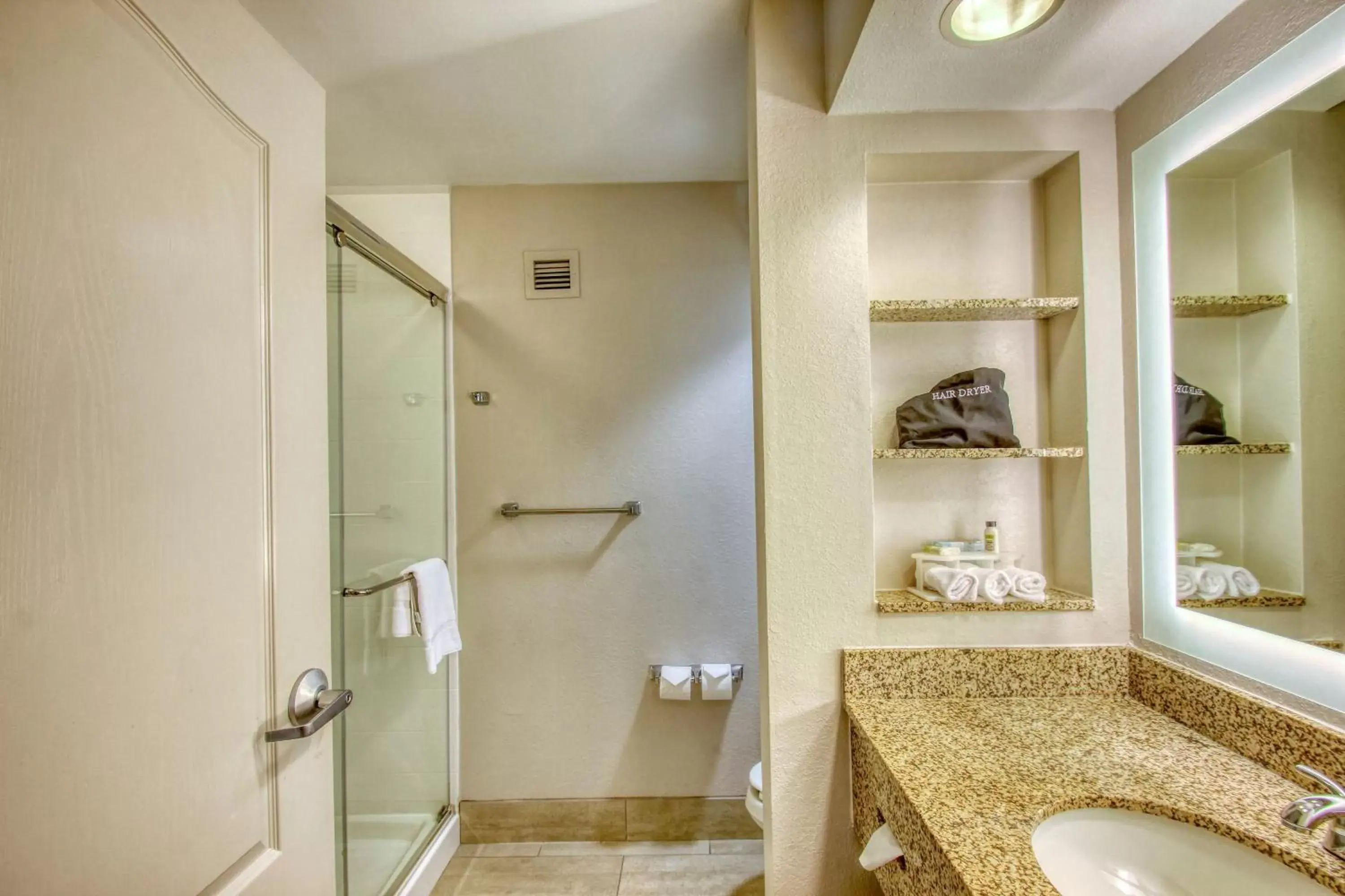 Photo of the whole room, Bathroom in Holiday Inn Express Hotel & Suites Milwaukee Airport, an IHG Hotel