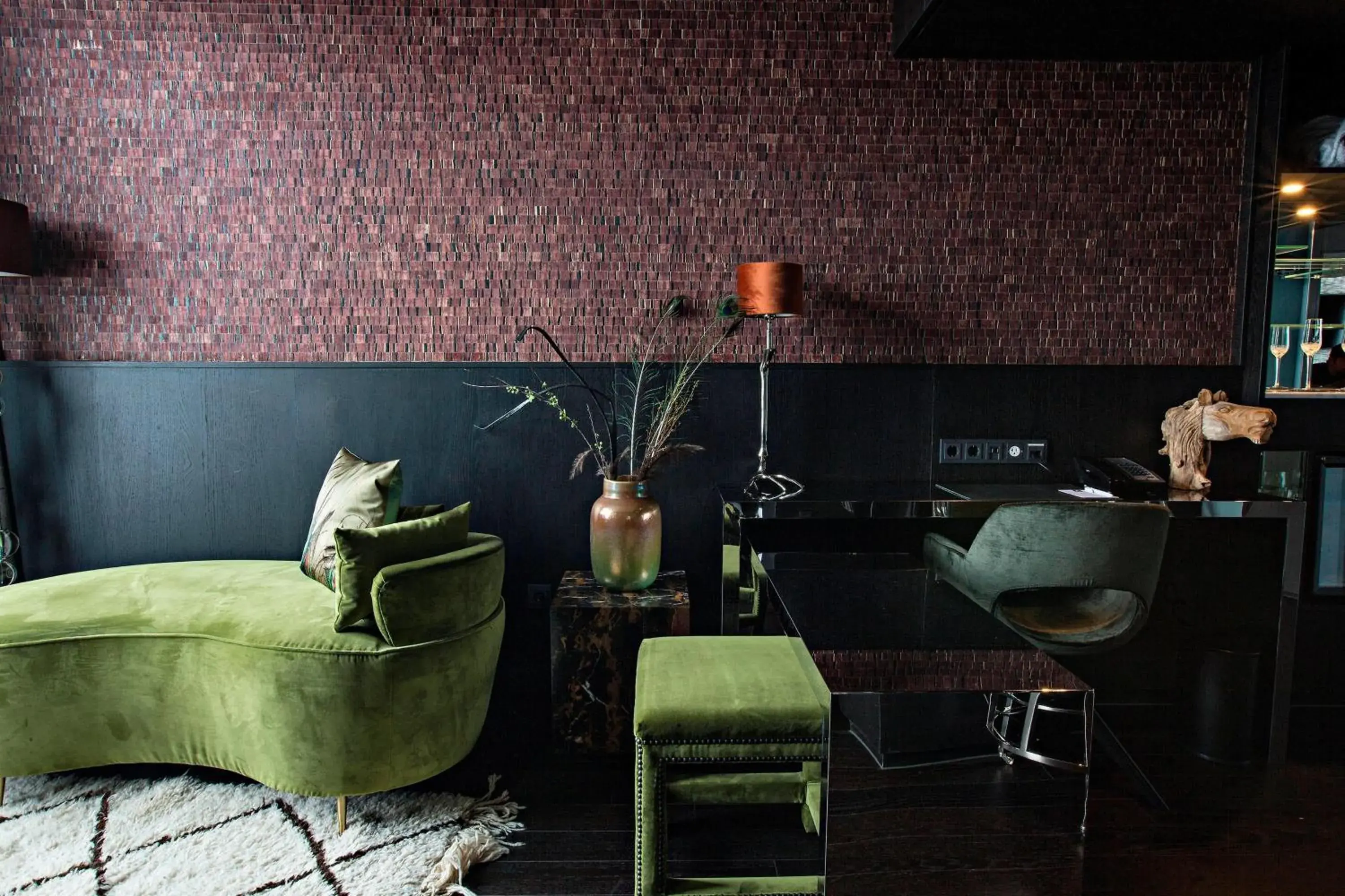Living room, Bathroom in Apollo Hotel Amsterdam, a Tribute Portfolio Hotel