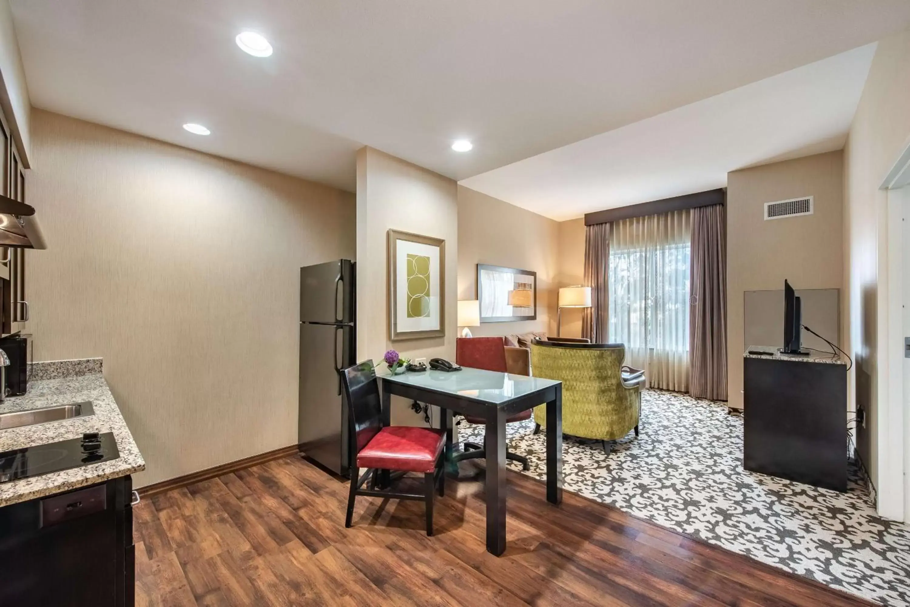 Living room in Homewood Suites by Hilton Oxnard/Camarillo