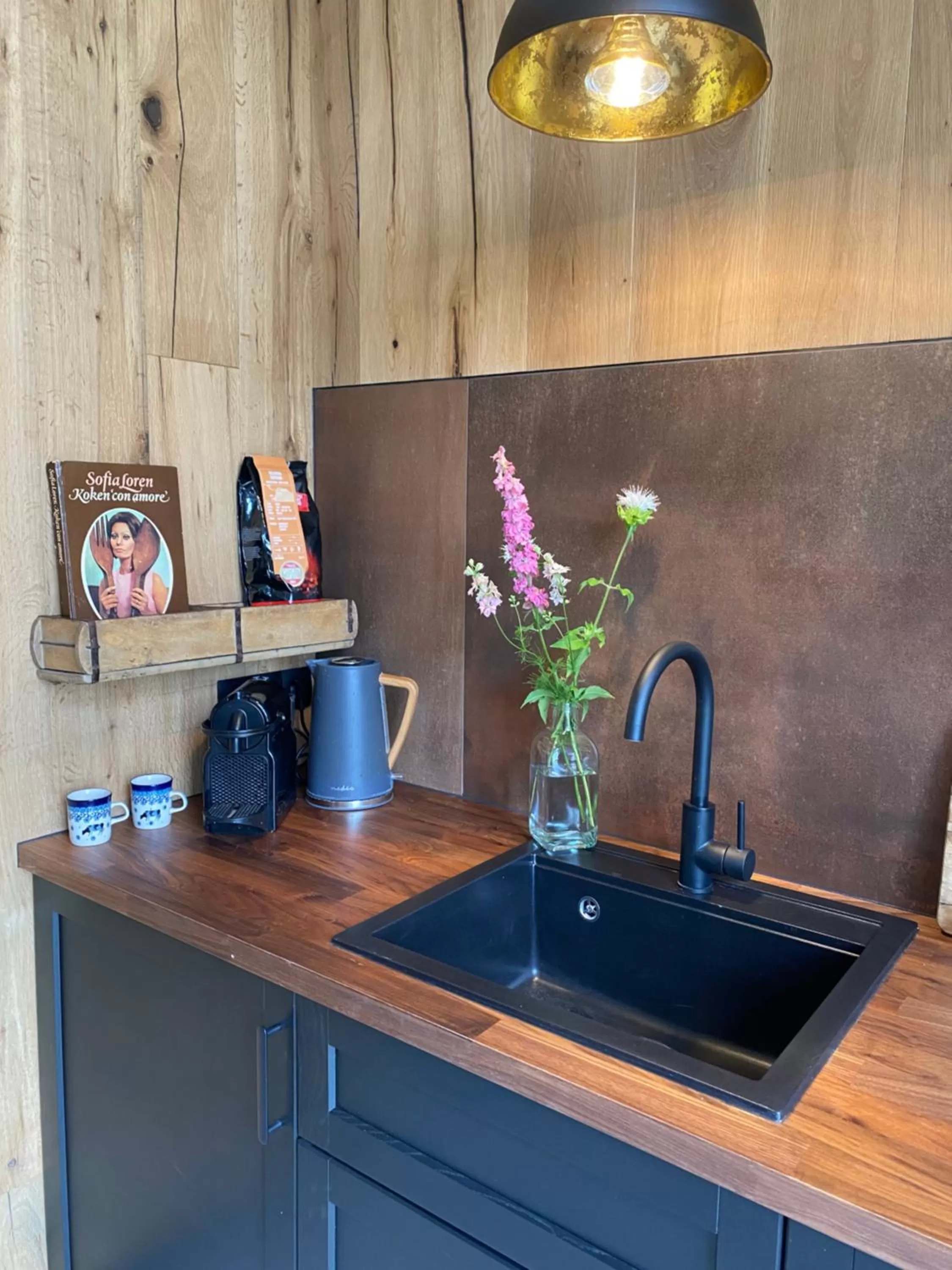 Coffee/tea facilities in De Heeren Hoeve Carpe Diem