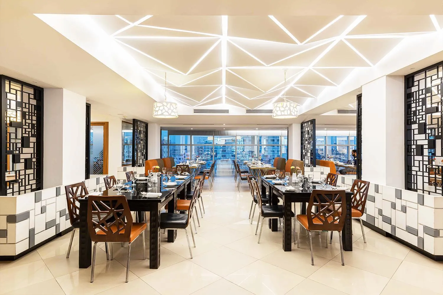 Restaurant/places to eat in Dhaka Regency Hotel & Resort