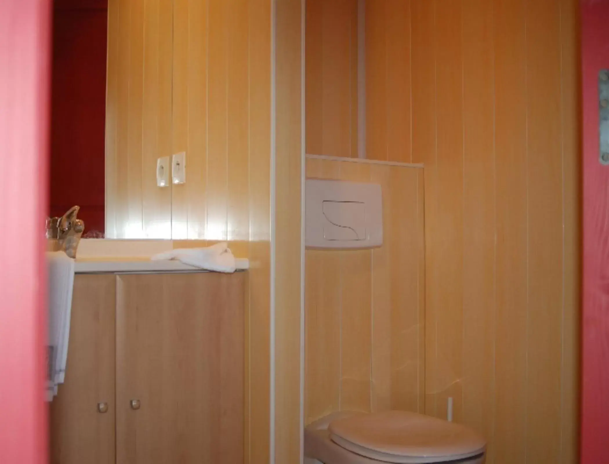 Bathroom in Le Manoir du Butel